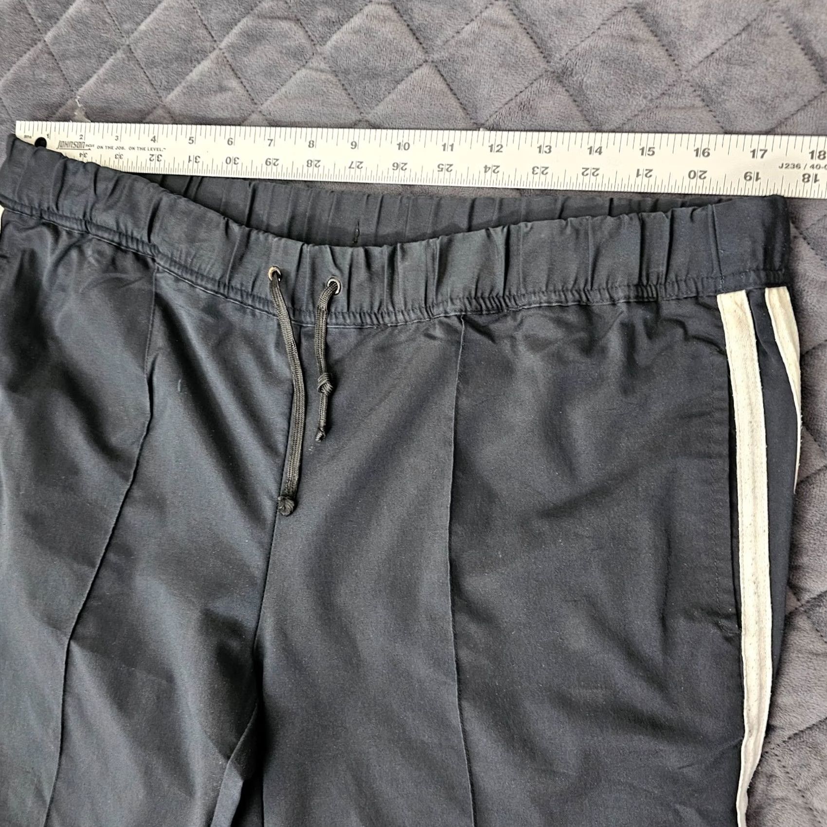 Express Express Cropped Pants Women’s M Black White Stripe Stretch Pull On Wide-Leg Casual Pants Size 32" / US 10 / IT 46 - 5 Thumbnail
