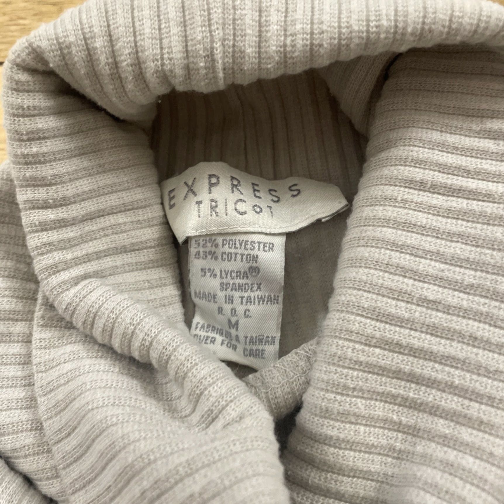 Vintage VINTAGE Tricot Express Sweater Woman M Cream Ribbed Turtleneck 90s Minimalism Knit Pullover Size M / US 6-8 / IT 42-44 - 6 Thumbnail