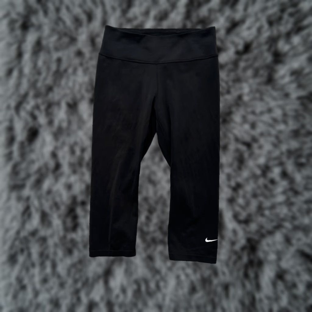 Nike Nike Womens Pants XS Black High Rise Cropped Capri Leggings Swoosh Yoga Running Gym Size 26" / US 2 / IT 38 - 1 Thumbnail