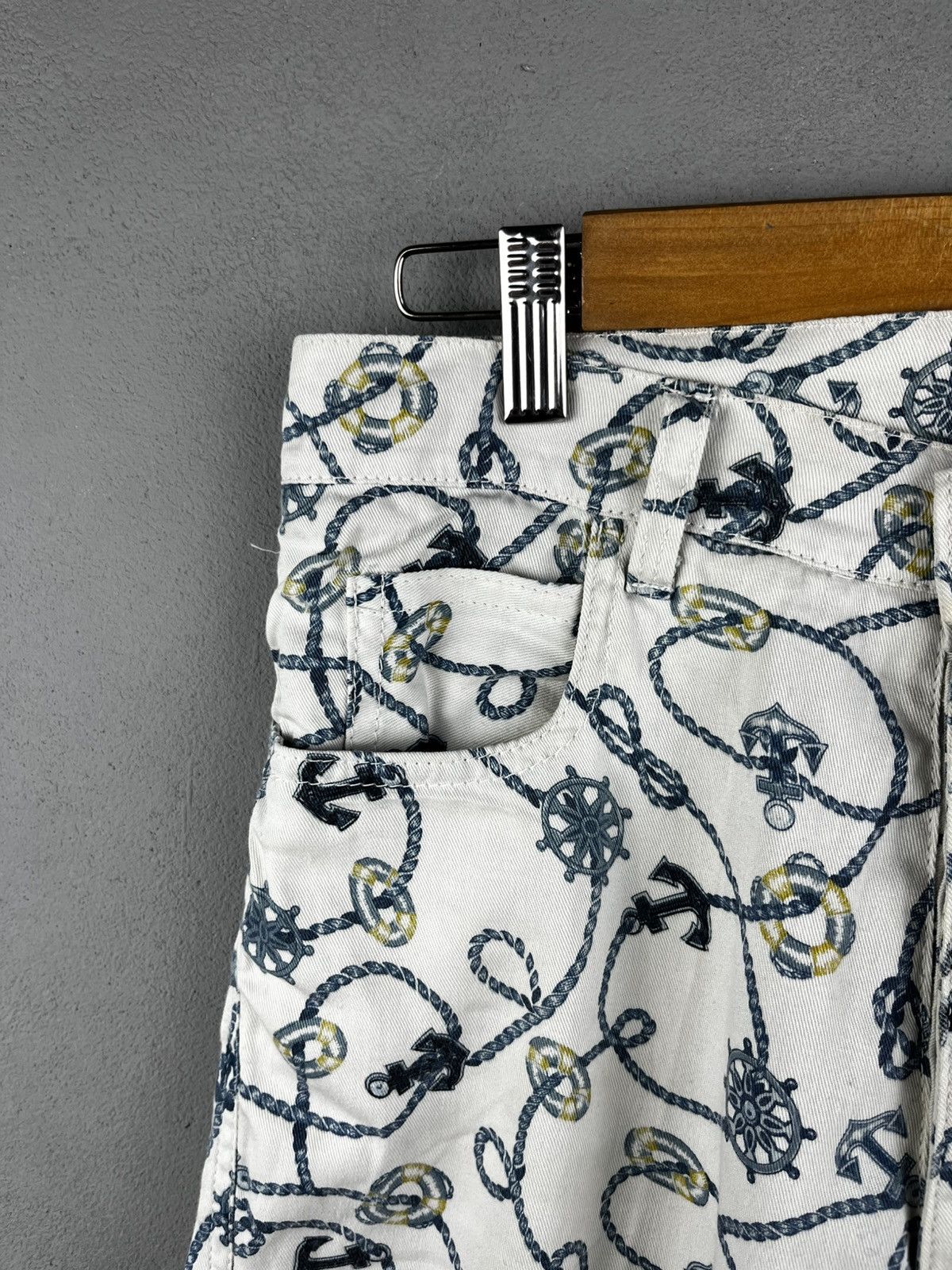 Moschino Oliver Brown london art pants Size US 30 / EU 46 - 3 Thumbnail