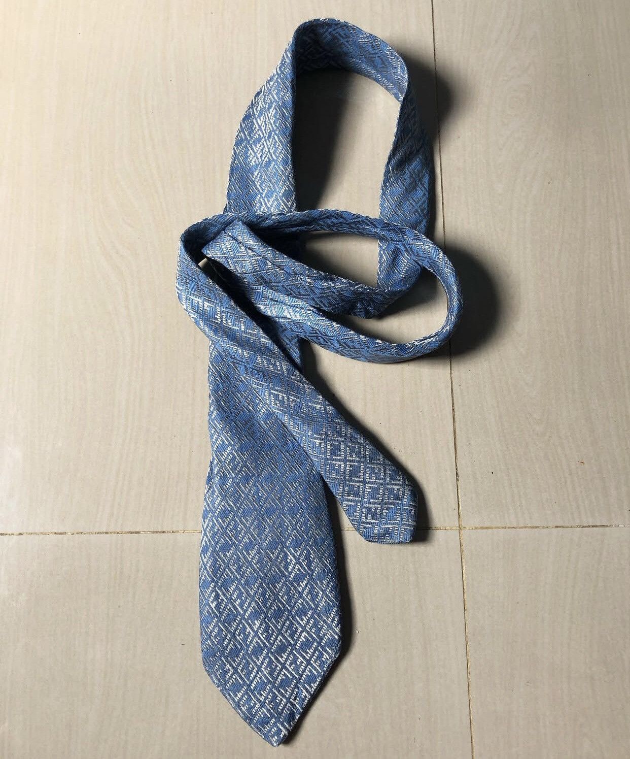 Fendi Fendi Tie Made in Italy Size ONE SIZE - 1 Thumbnail