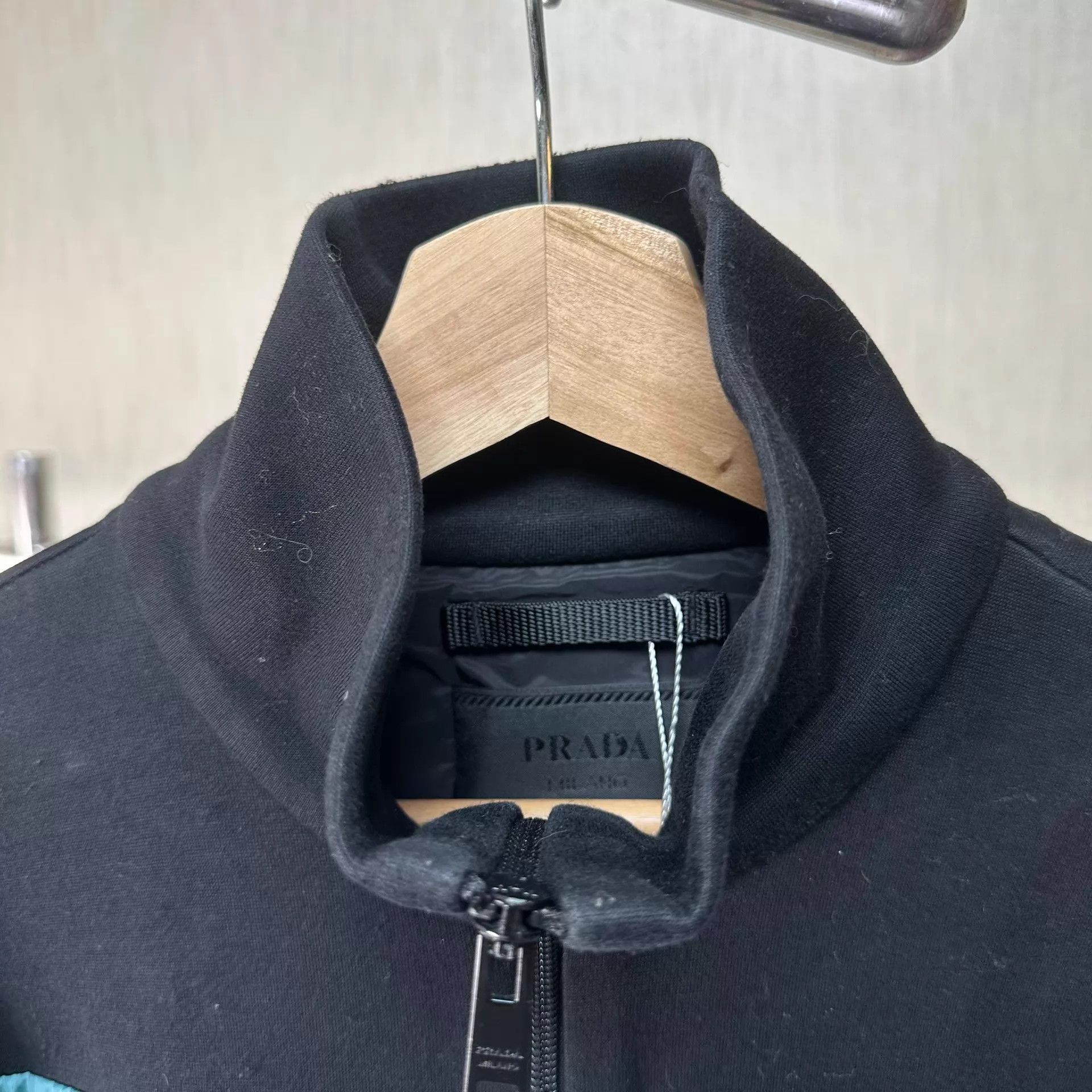 Prada PRADA color blocked long sleeve zip crewneck jacket L Size US L / EU 52-54 / 3 - 3 Thumbnail