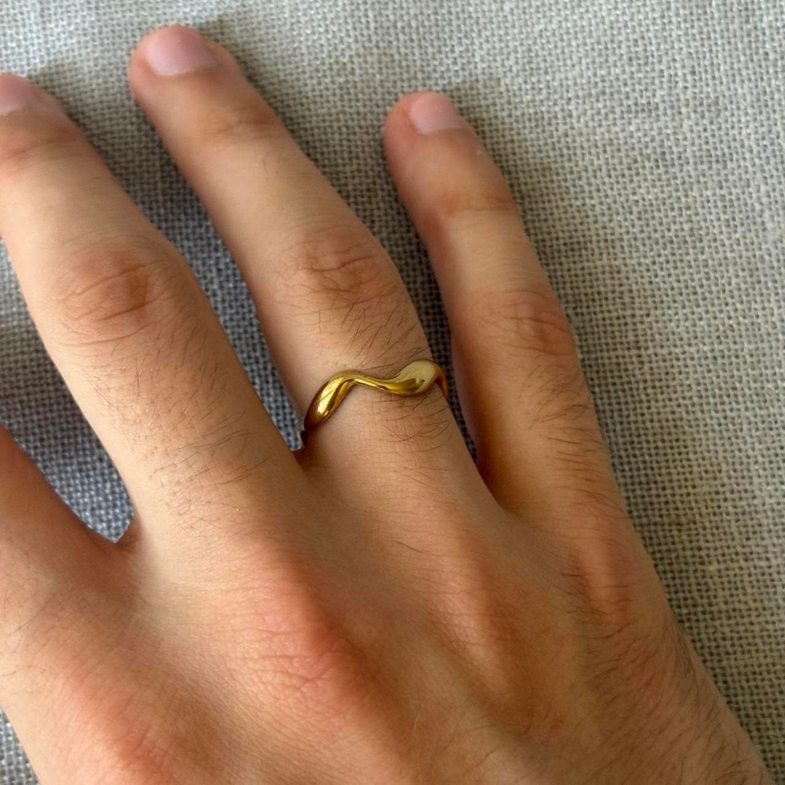 Other Gold asymmetrical ring classic flowy MENS1 Size ONE SIZE - 2 Thumbnail