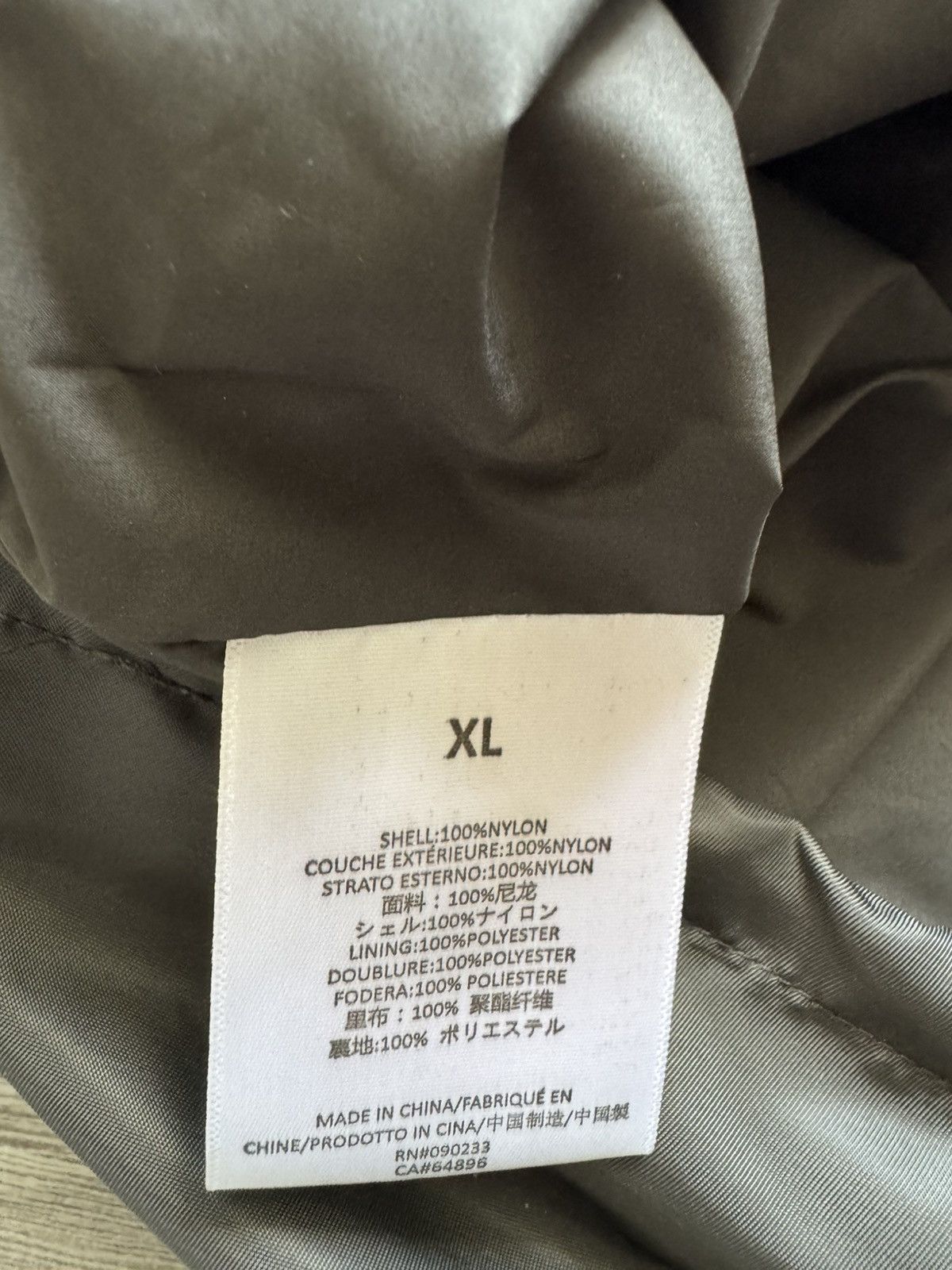 Fear of God Fear of God Essentials Short-Sleeve Nylon Shirt Size US XL / EU 56 / 4 - 6 Thumbnail