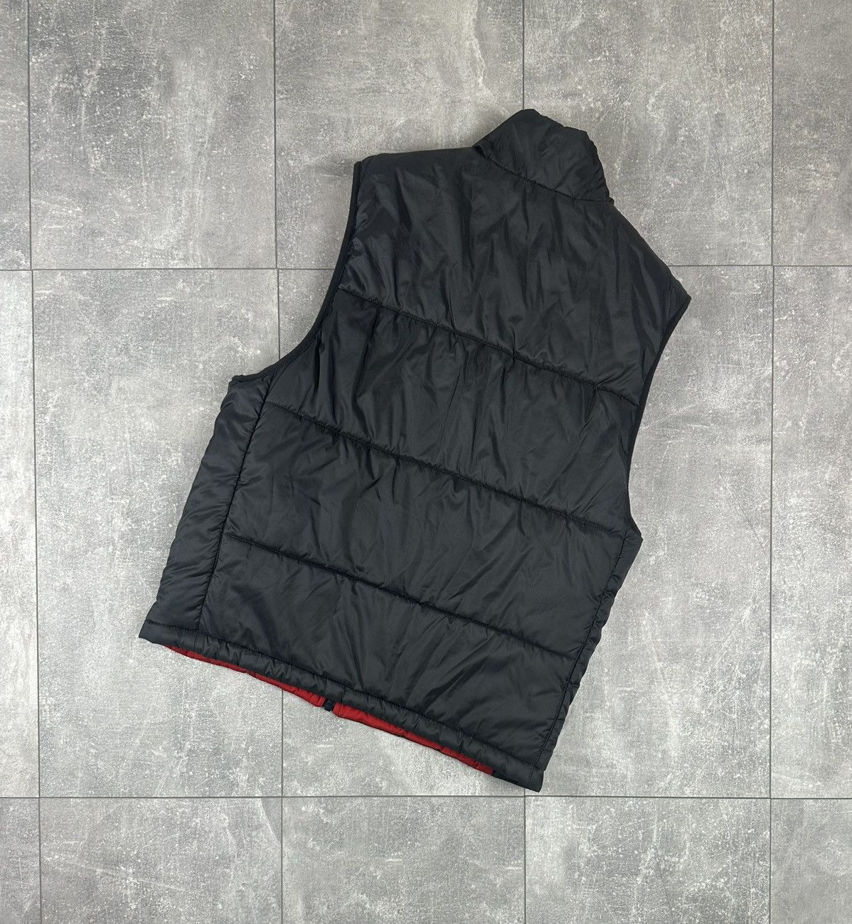 Nike Nike Reversible Sportswear Vest Red/Black Swoosh Logo Size US S / EU 44-46 / 1 - 11 Thumbnail