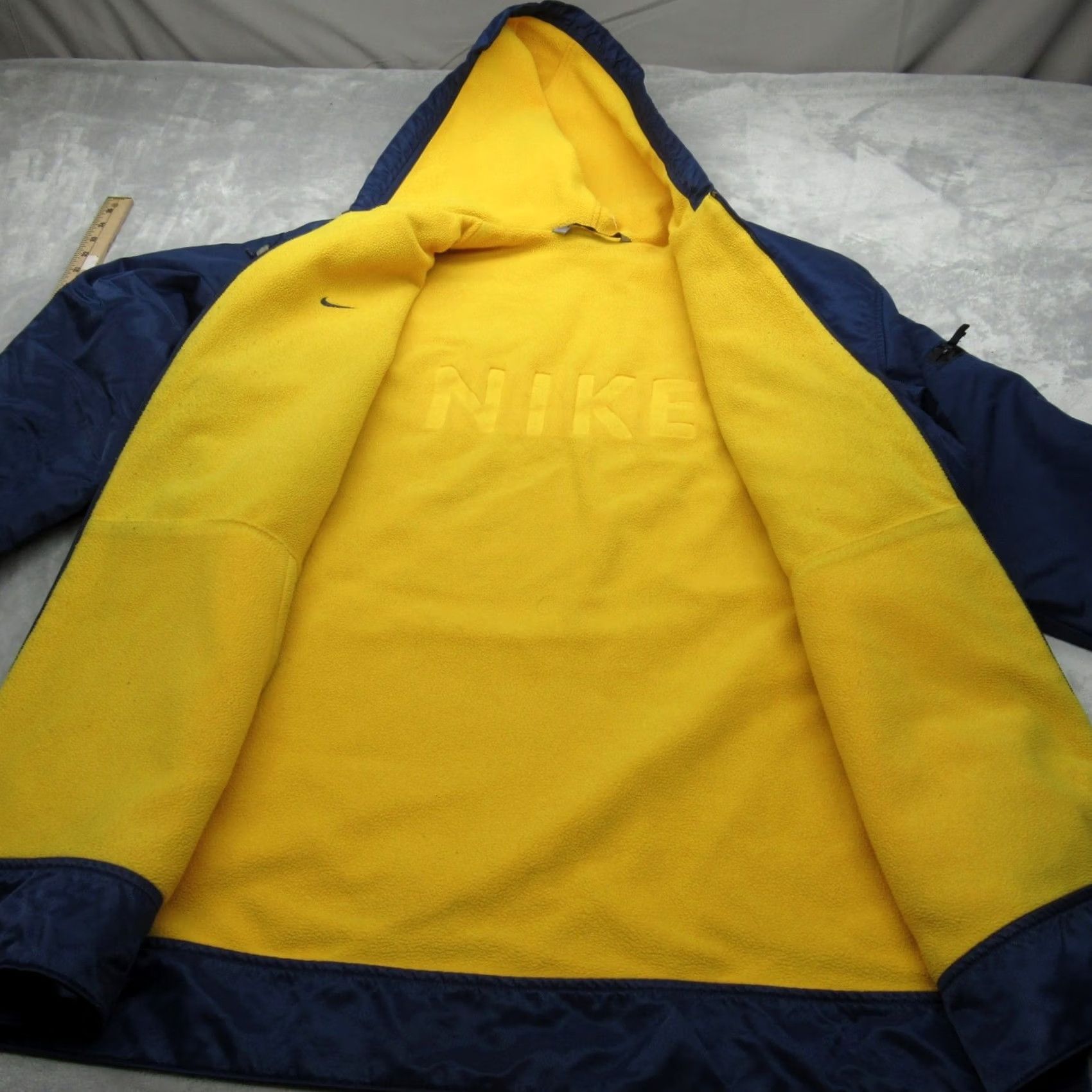 Nike VINTAGE Nike Jacket Mens Large Blue Yellow Reversible Hooded Full Zip VTG 90'S Size US L / EU 52-54 / 3 - 5 Thumbnail