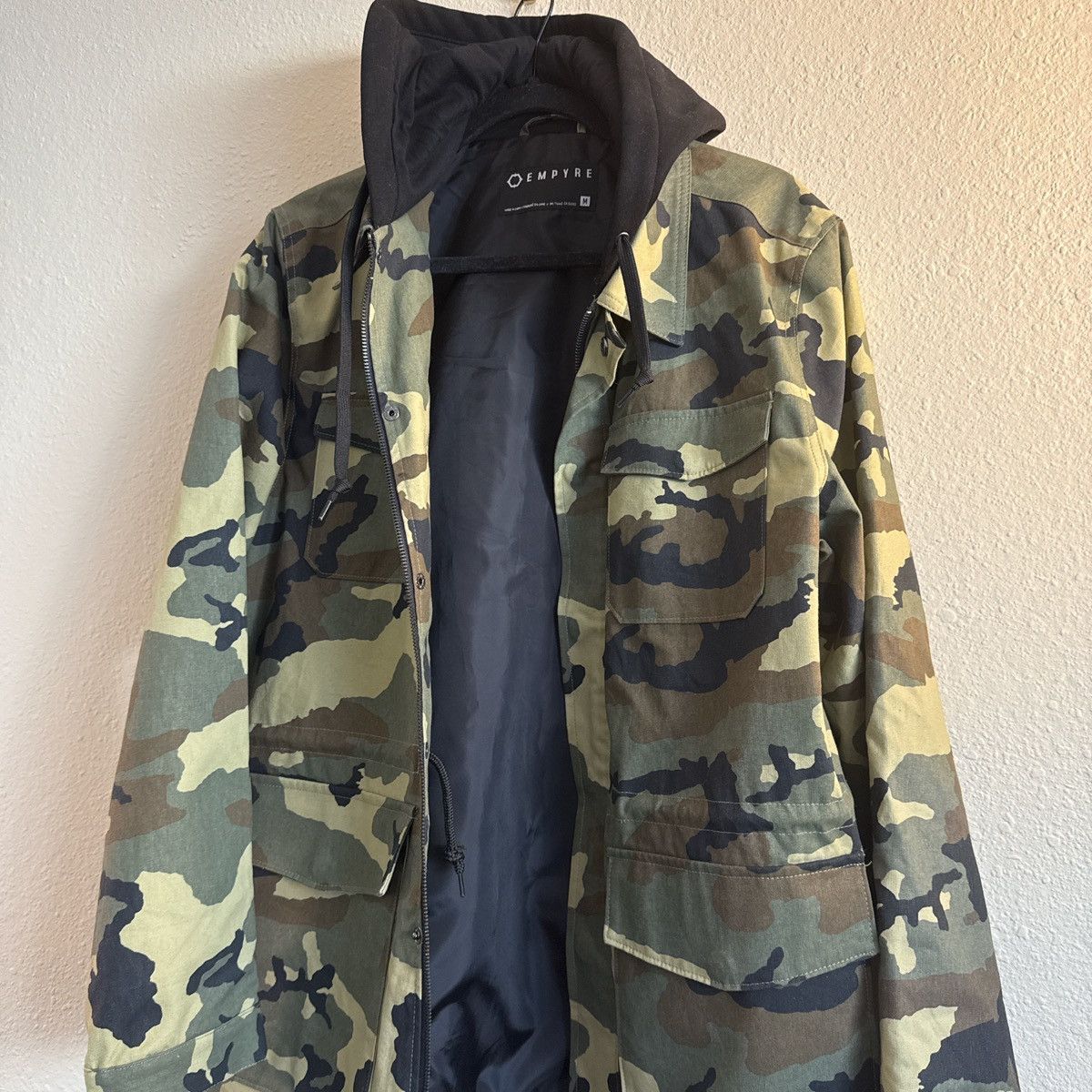 Empyre Empyre Camouflage Hooded snowboard Jacket Size Medium. Size US M / EU 48-50 / 2 - 1 Thumbnail