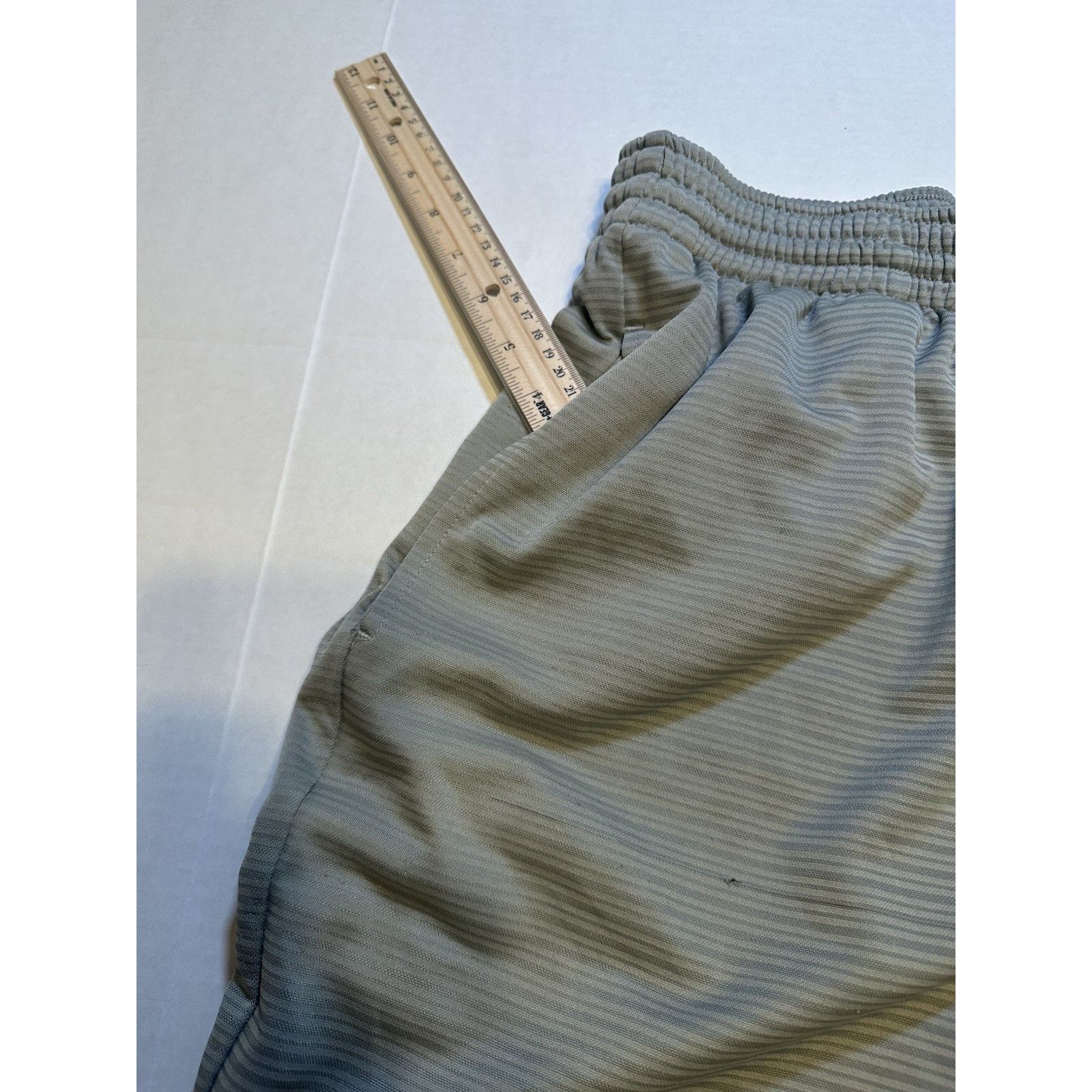 Other Academy Athletic Shorts 2 pair Gray Sz L Basketball Sports Size US 28 / EU 44 - 9 Thumbnail