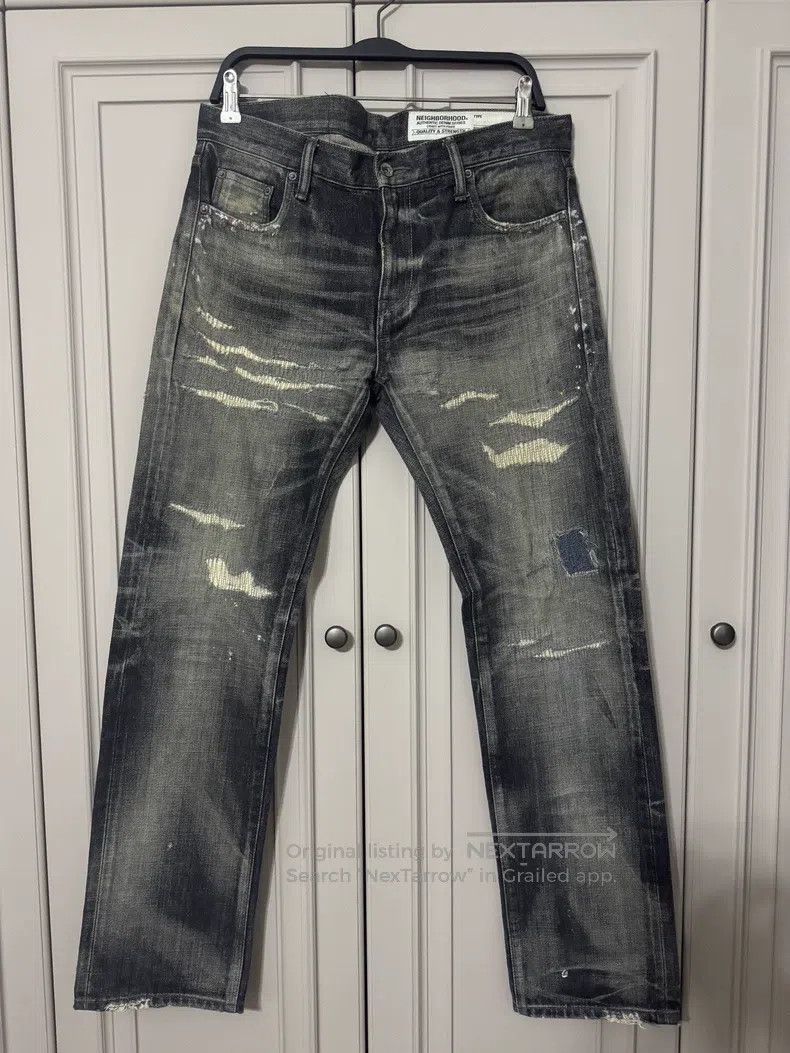 Neighborhood Neighborhood size M Splashed Cut King Size US 27 - 1 Thumbnail