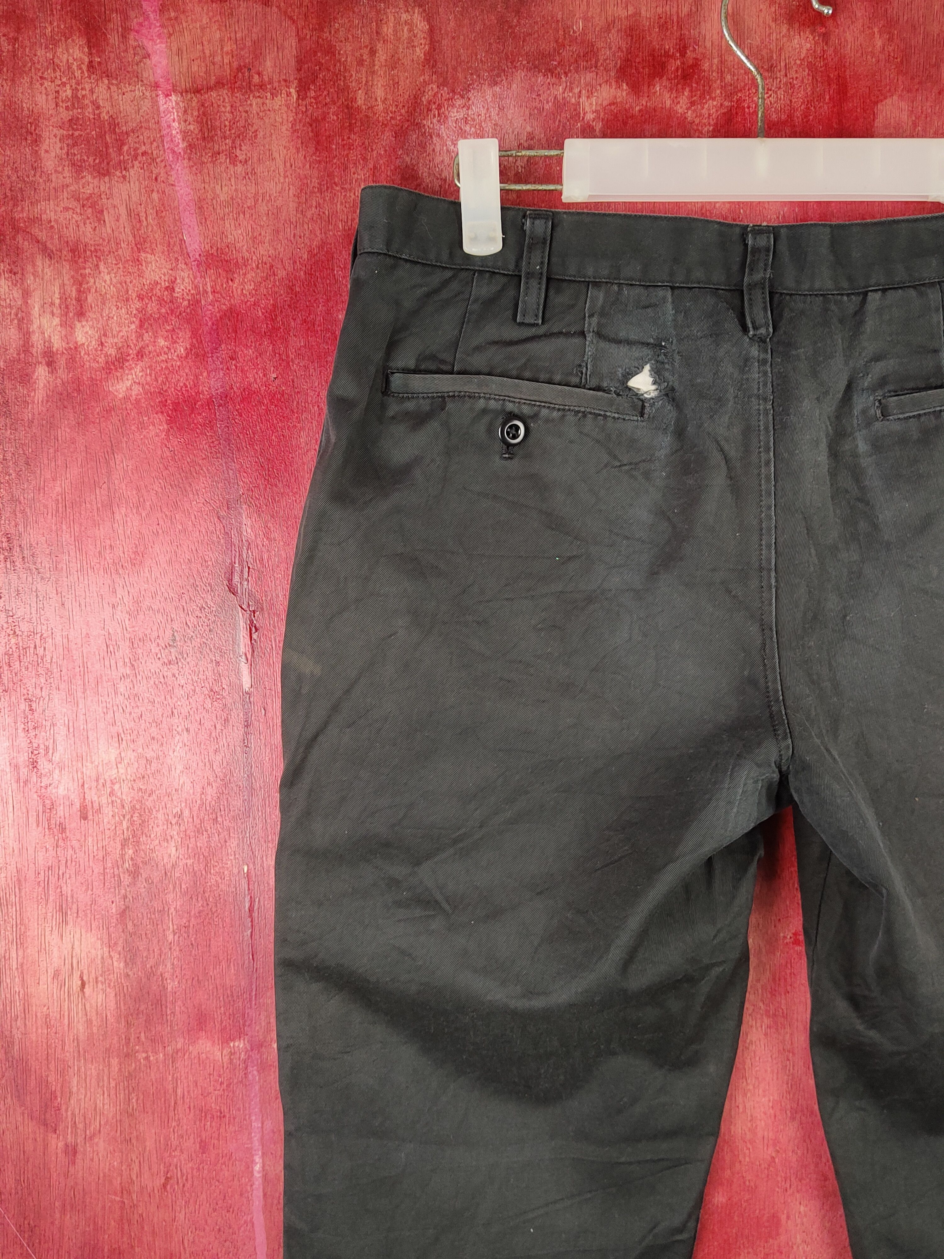 Japanese Brand Uniqlo Black Faded vintage Casual Pants #S2265 Size US 32 / EU 48 - 9 Thumbnail