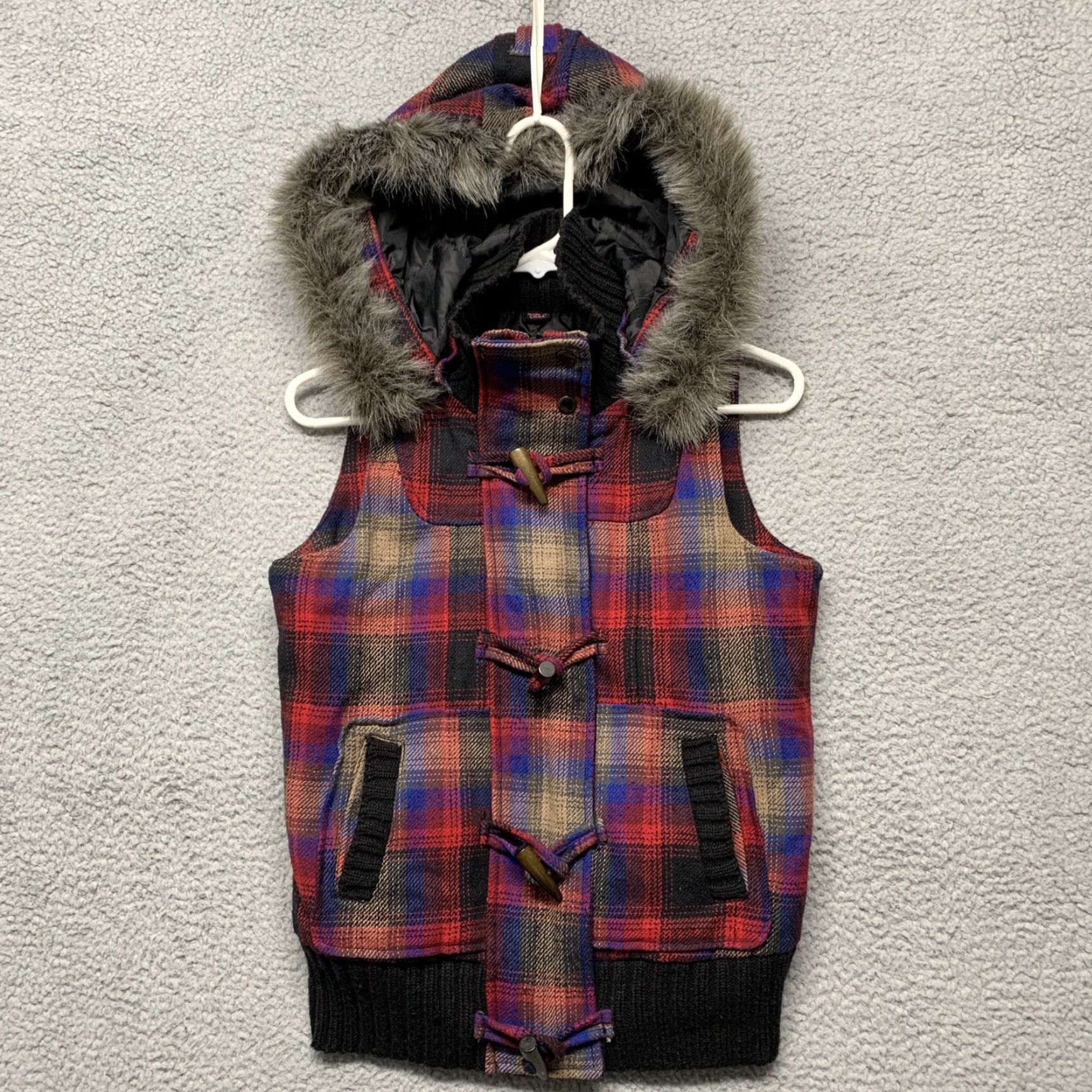 BB Dakota Jack BB Dakota Vest Women’s S Removable Hood Full Zip 4 Button Closure 2 Pockets Multi-Color Plaid Vest Womens Size S / US 4 / IT 40 - 2 Thumbnail