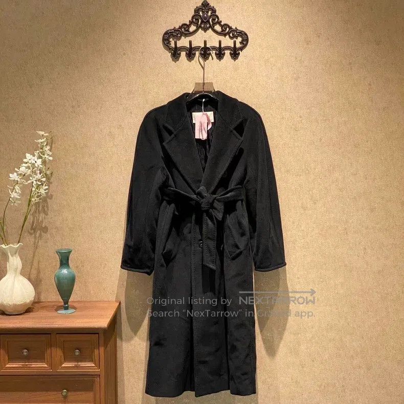 Max Mara Max Mara Black Wool Coat Size XS / US 0-2 / IT 36-38 - 1 Thumbnail