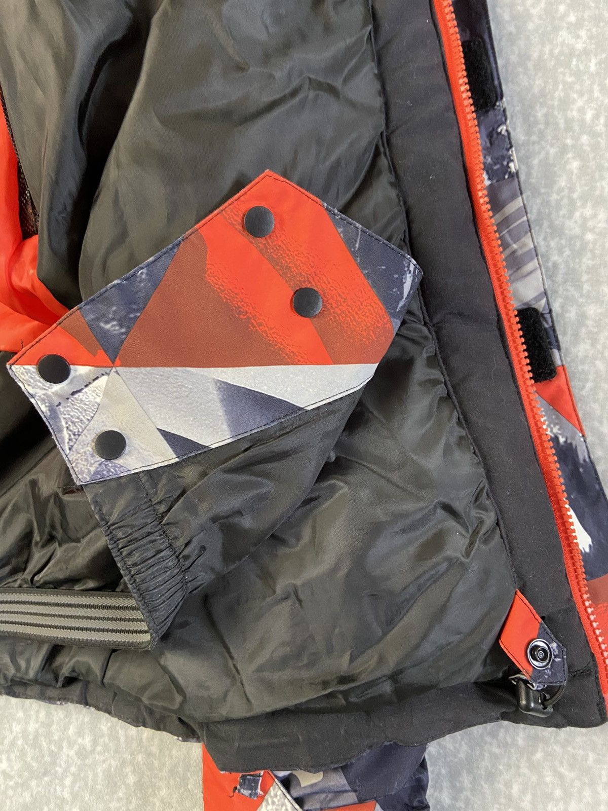 Quiksilver Quiksilver Ski/Snowboard Jacket with Geometric print Size US XS / EU 42 / 0 - 10 Thumbnail