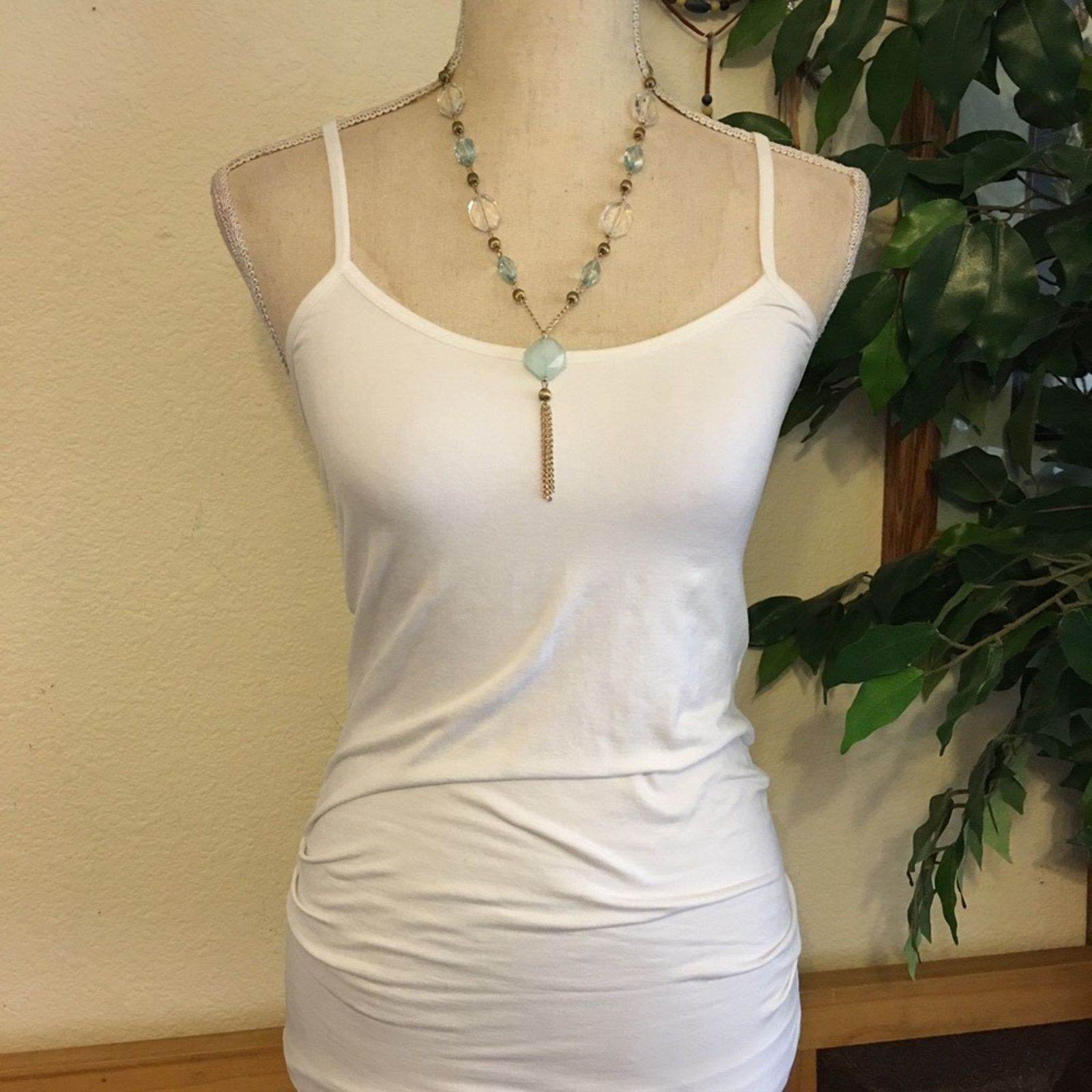 Vintage Vintage plastic beaded gold tone chain necklace Size ONE SIZE - 5 Thumbnail
