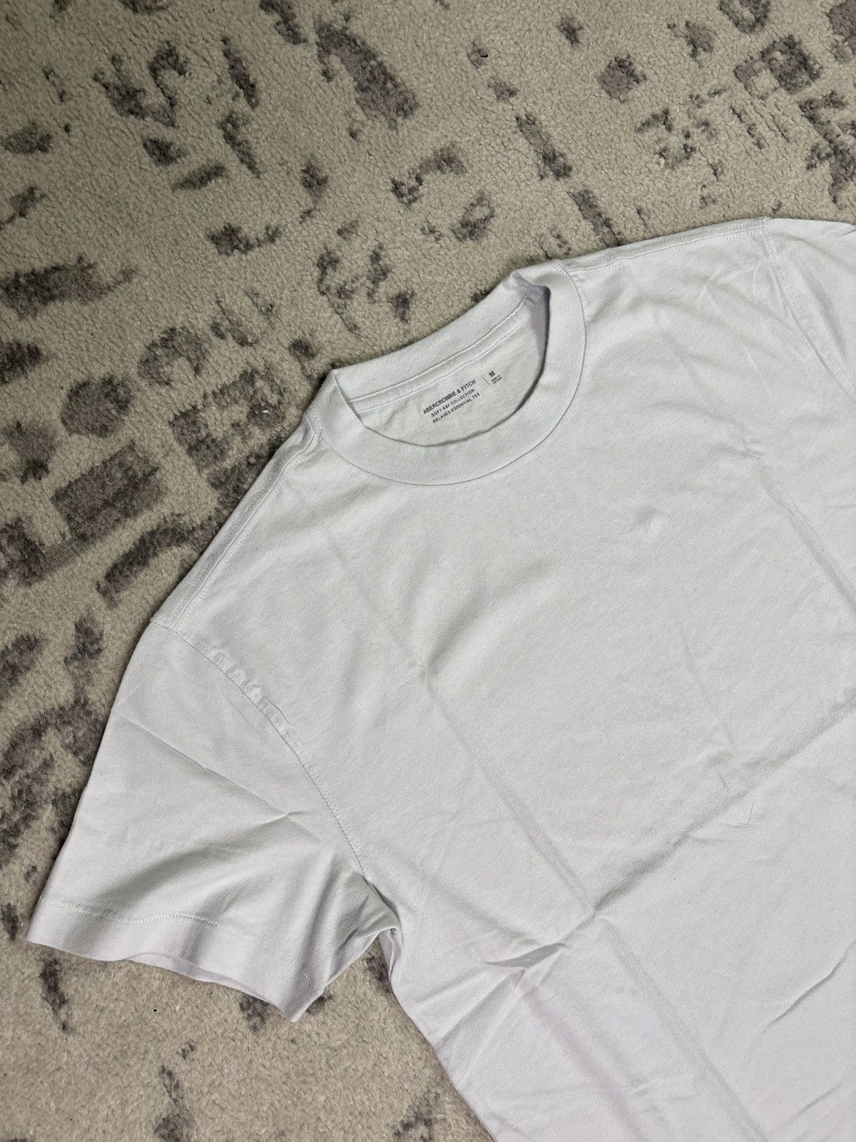 Abercrombie & Fitch SOFT & AF COLLECTION RELAXED ESSENTIAL TEE Size US M / EU 48-50 / 2 - 2 Thumbnail