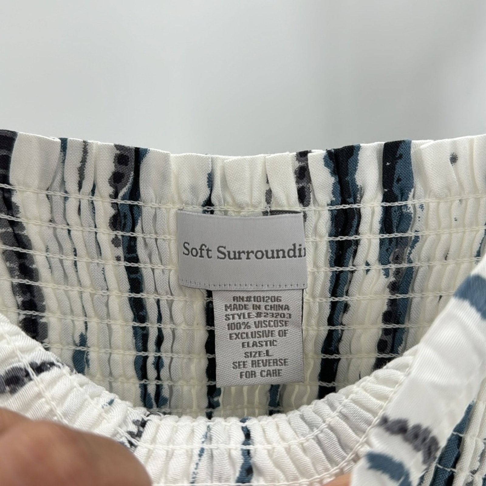 Soft Surroundings Soft Surroundings Monterey Maxi Dress Smocked size L Size L / US 10 / IT 46 - 7 Thumbnail