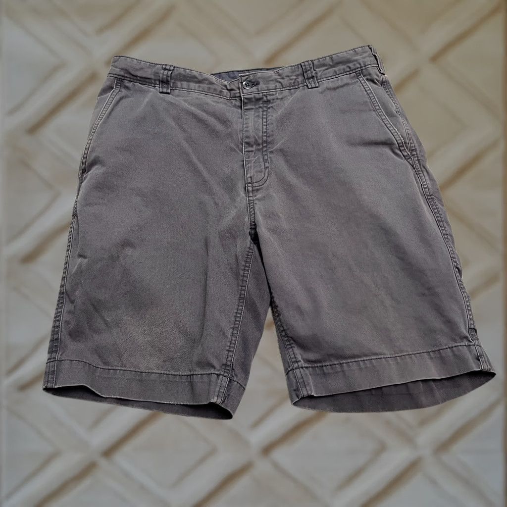Cremieux Cremieux Chino Shorts Mens 34 Dark Gray Flat Front Casual Preppy Cotton Size US 34 / EU 50 - 1 Thumbnail