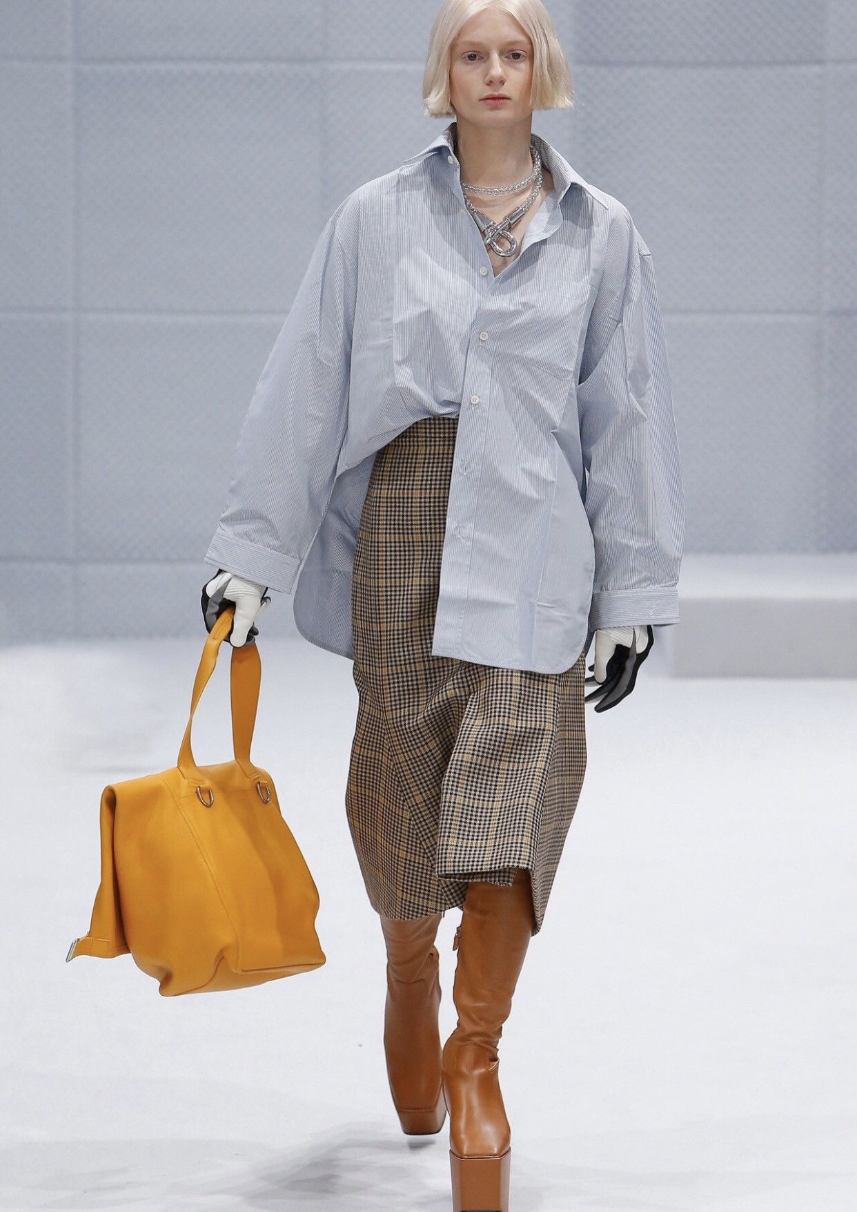 Balenciaga BALENCIAGA oversized striped shirt2412-Nextarrow Size XS / US 0-2 / IT 36-38 - 3 Thumbnail