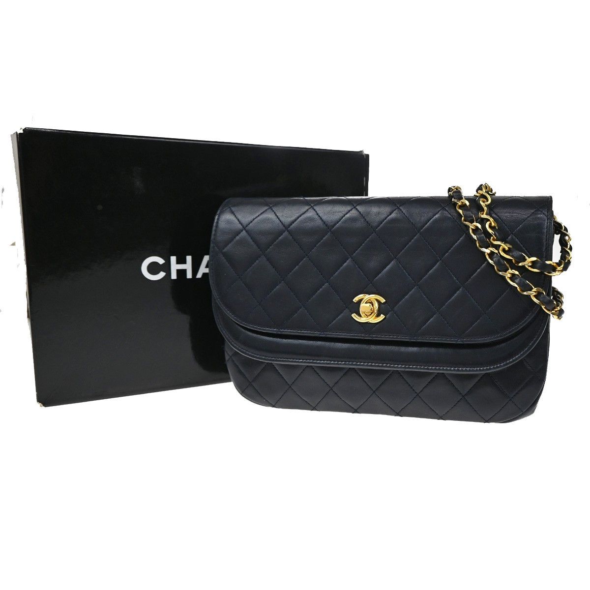 Chanel Chanel Vintage Flap Bag Leather Size ONE SIZE - 1 Thumbnail