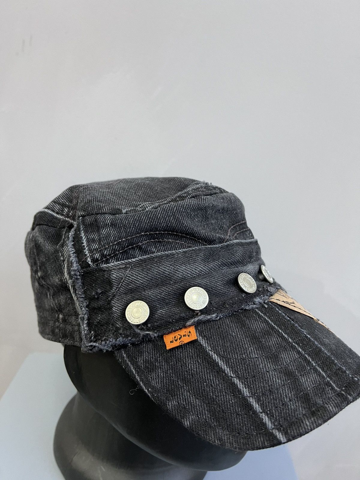 Levi's ARCHV PATCHWORK REWOKED HYSTERIC GLAMOUR CARGO CAP Size ONE SIZE - 4 Thumbnail