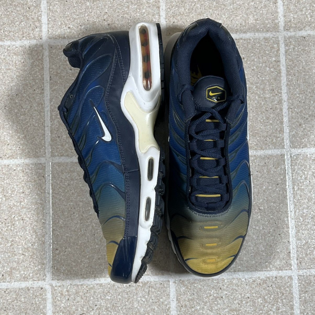 Nike Nike Air Max Plus Gradient Pack size 11 lemon toes Size US 11 / EU 44 - 4 Thumbnail
