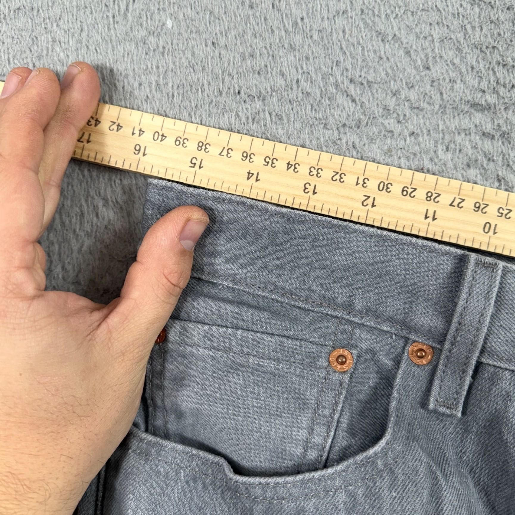 Levi's Levi's 501 Straight Jeans Mens 31x33 Gray Denim Button Fly Casual Straight Fit Regular 5-Pocket Design Cotton Size US 31 - 7 Thumbnail