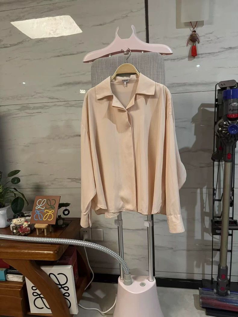 Loewe LOEWE Heavy silk 36 yard shirt coat Size M / US 6-8 / IT 42-44 - 1 Thumbnail