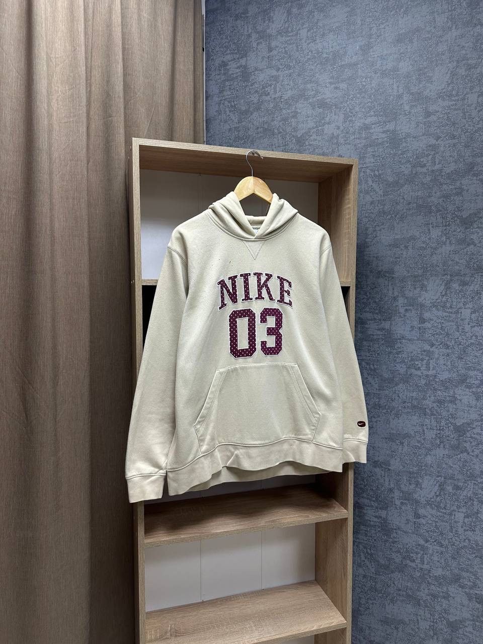 Nike × Nike ACG × Vintage Vintage Nike Beige Center Logo Hoodie Size US M / EU 48-50 / 2 - 4 Thumbnail