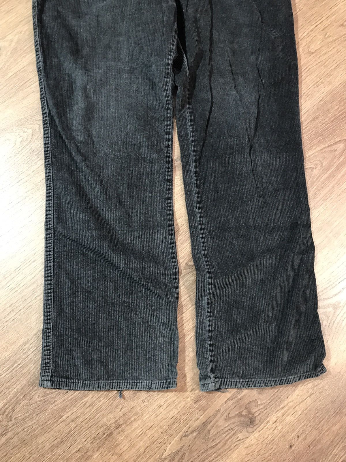 Diesel × Vintage Vintage Diesel velvet pants jeans size 36 Size US 36 / EU 52 - 2 Thumbnail