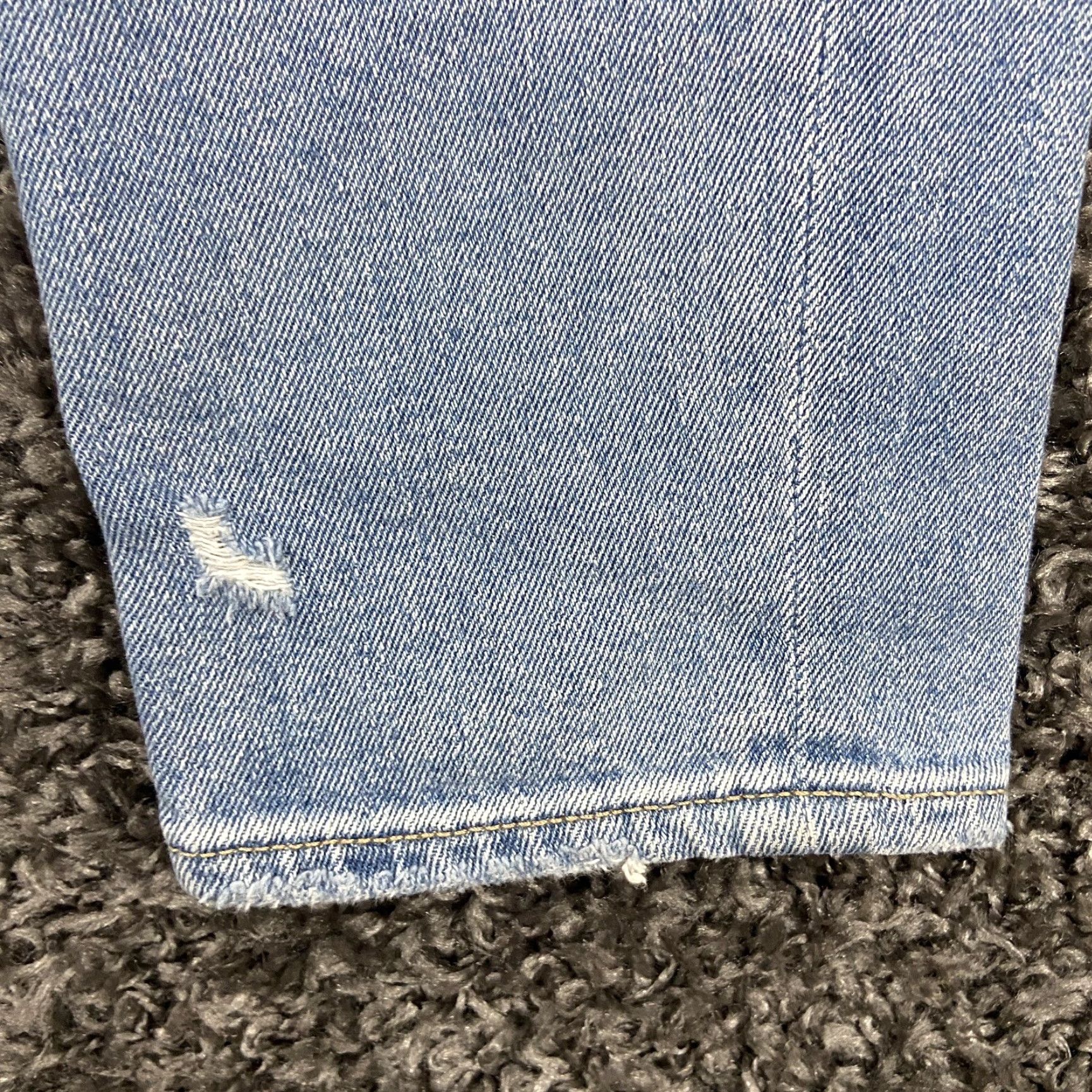 American Eagle Outfitters American Eagle Jeans Women’s 0 Regular Blue Distressed Mom Jeans Womens Size 25" / US 0 / IT 36 - 2 Thumbnail