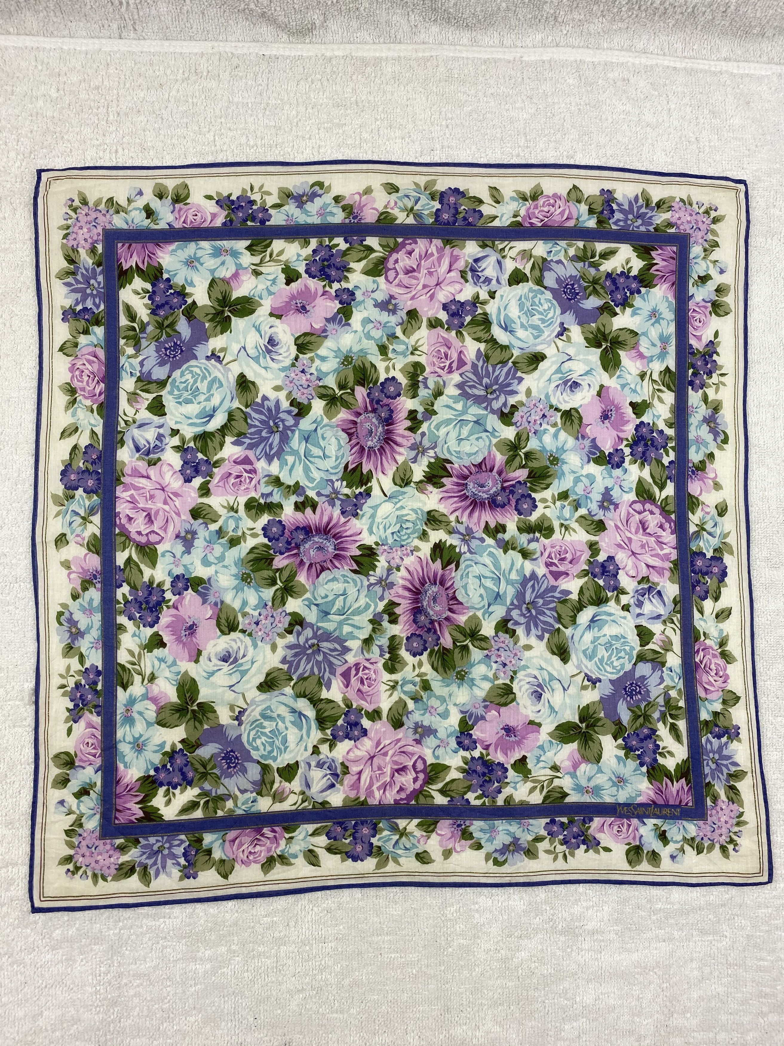 Yves Saint Laurent Yves Saint Laurent Handkerchief / Bandana / Neckerchief Size ONE SIZE - 3 Thumbnail