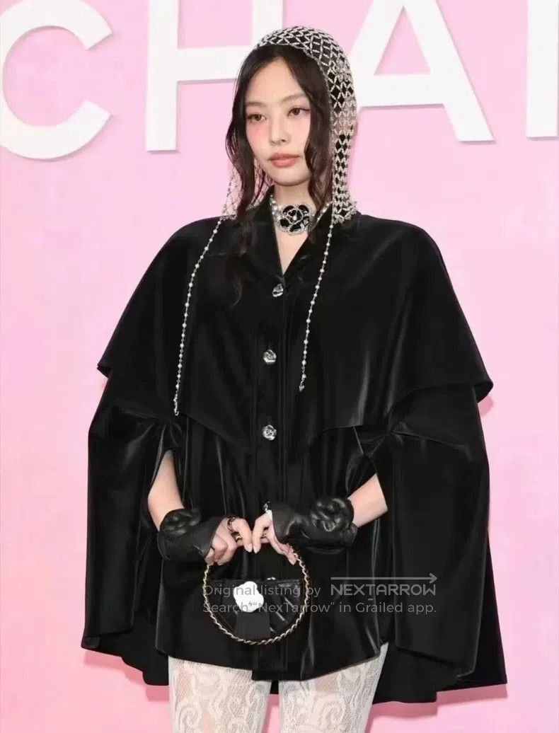 Chanel Chanel Black cloak coat Size XS / US 0-2 / IT 36-38 - 6 Thumbnail