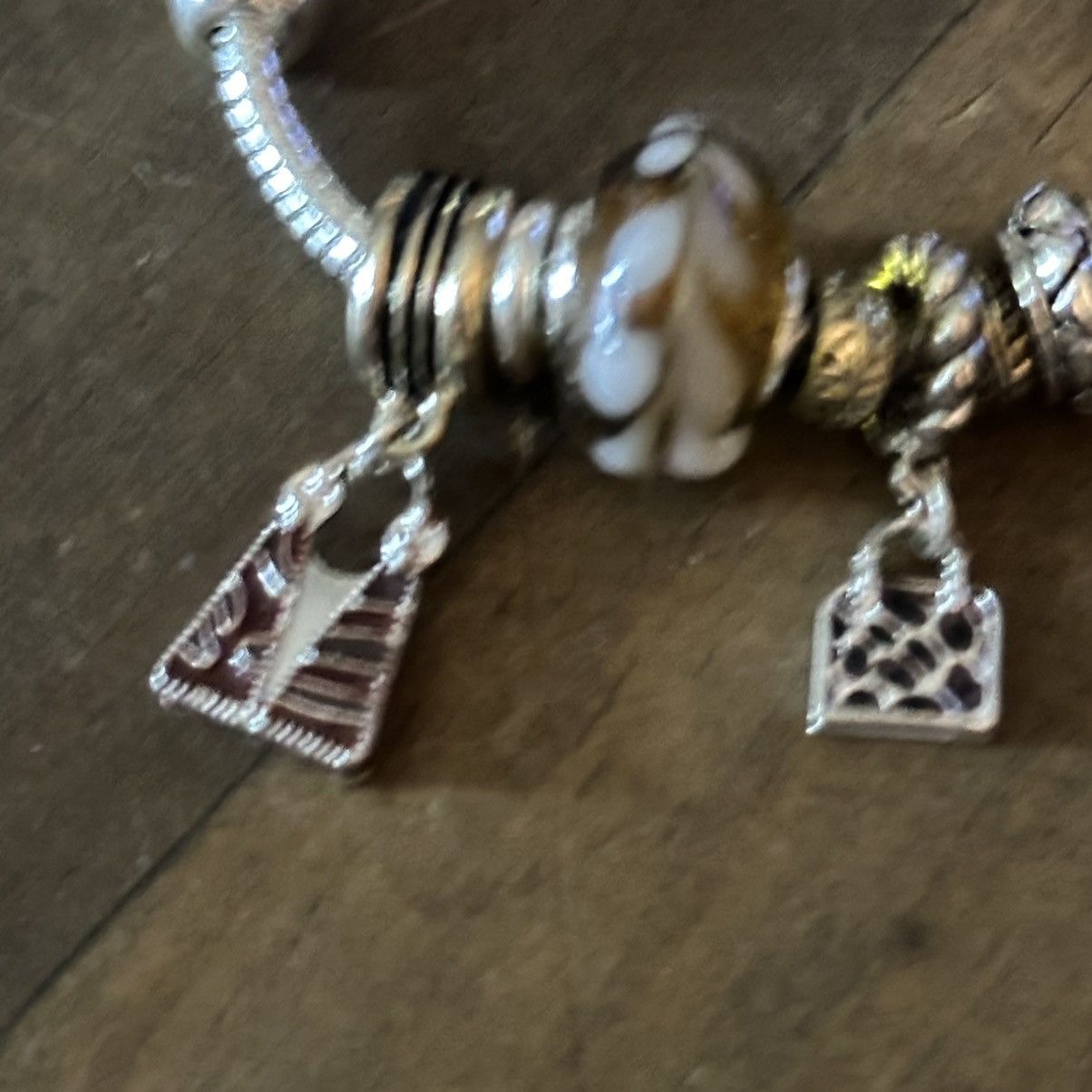 Other Leopard animal print fashion purse sliding charm bracelet Size ONE SIZE - 5 Thumbnail