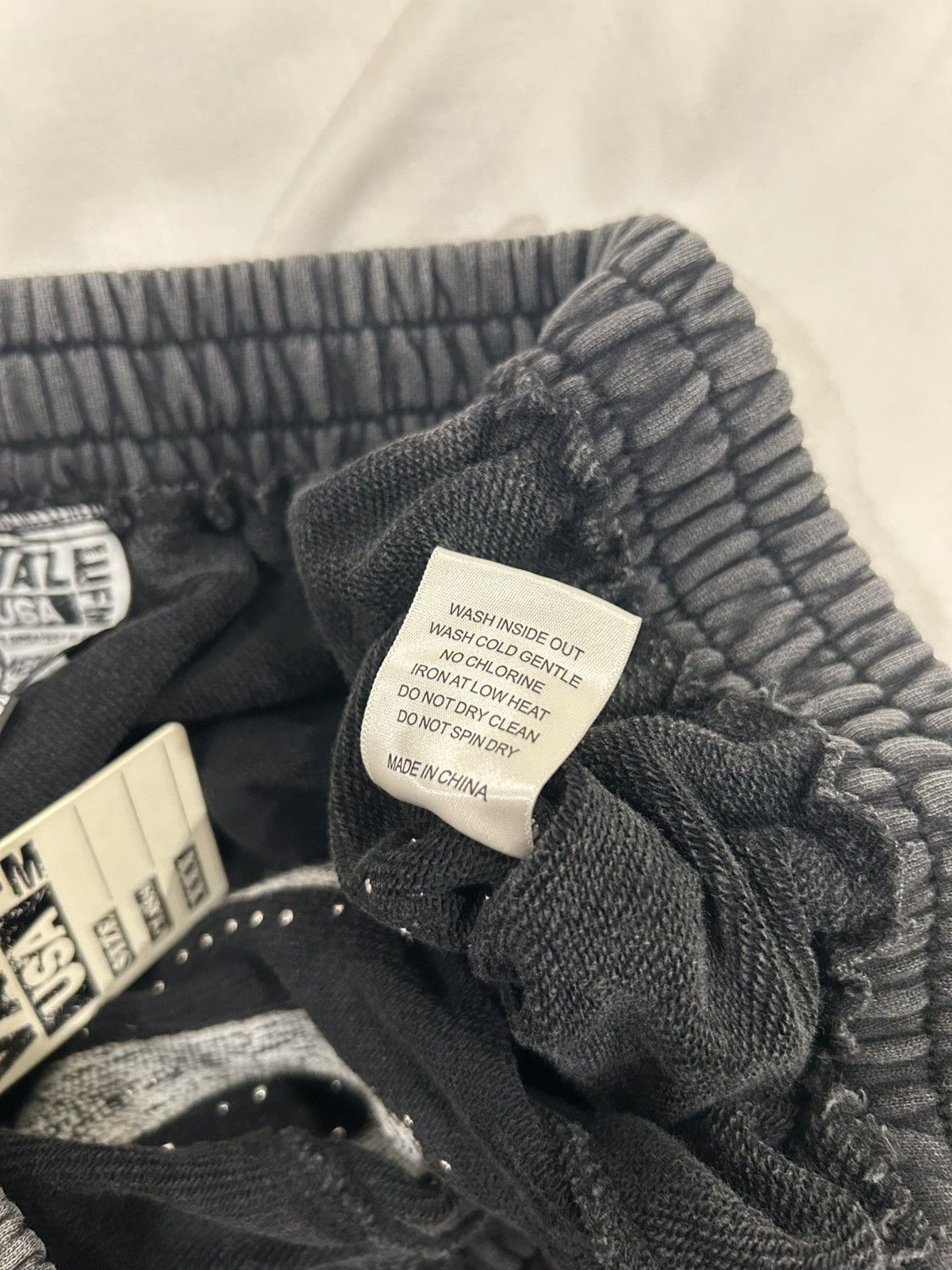 Vale Vale Skittle Sweatpants Black Valley Medium Size US 32 / EU 48 - 10 Thumbnail