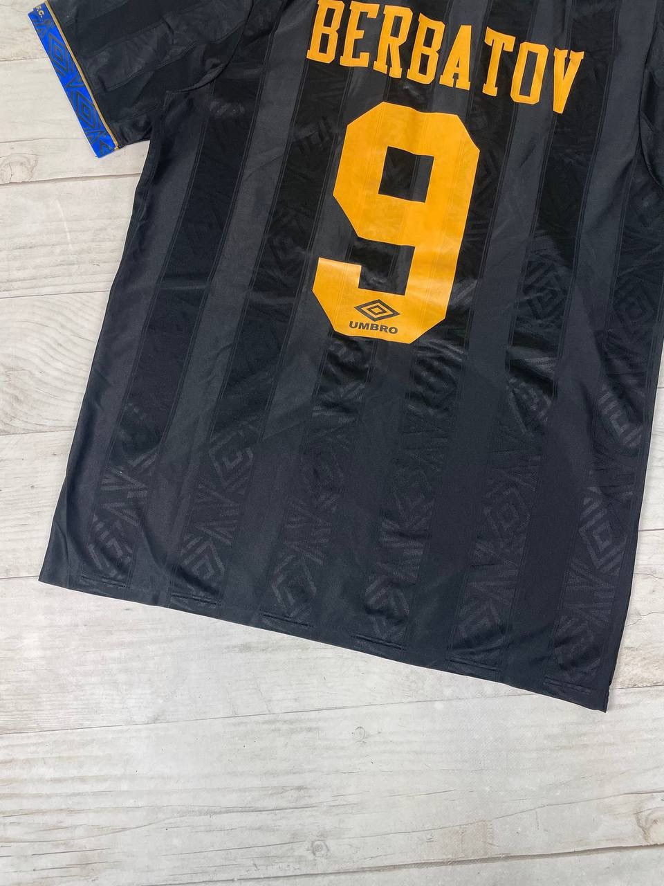 Umbro Manchester United 1993 1995 Berbatov #9 Retro Shirt Jersey Size US XL / EU 56 / 4 - 16 Thumbnail