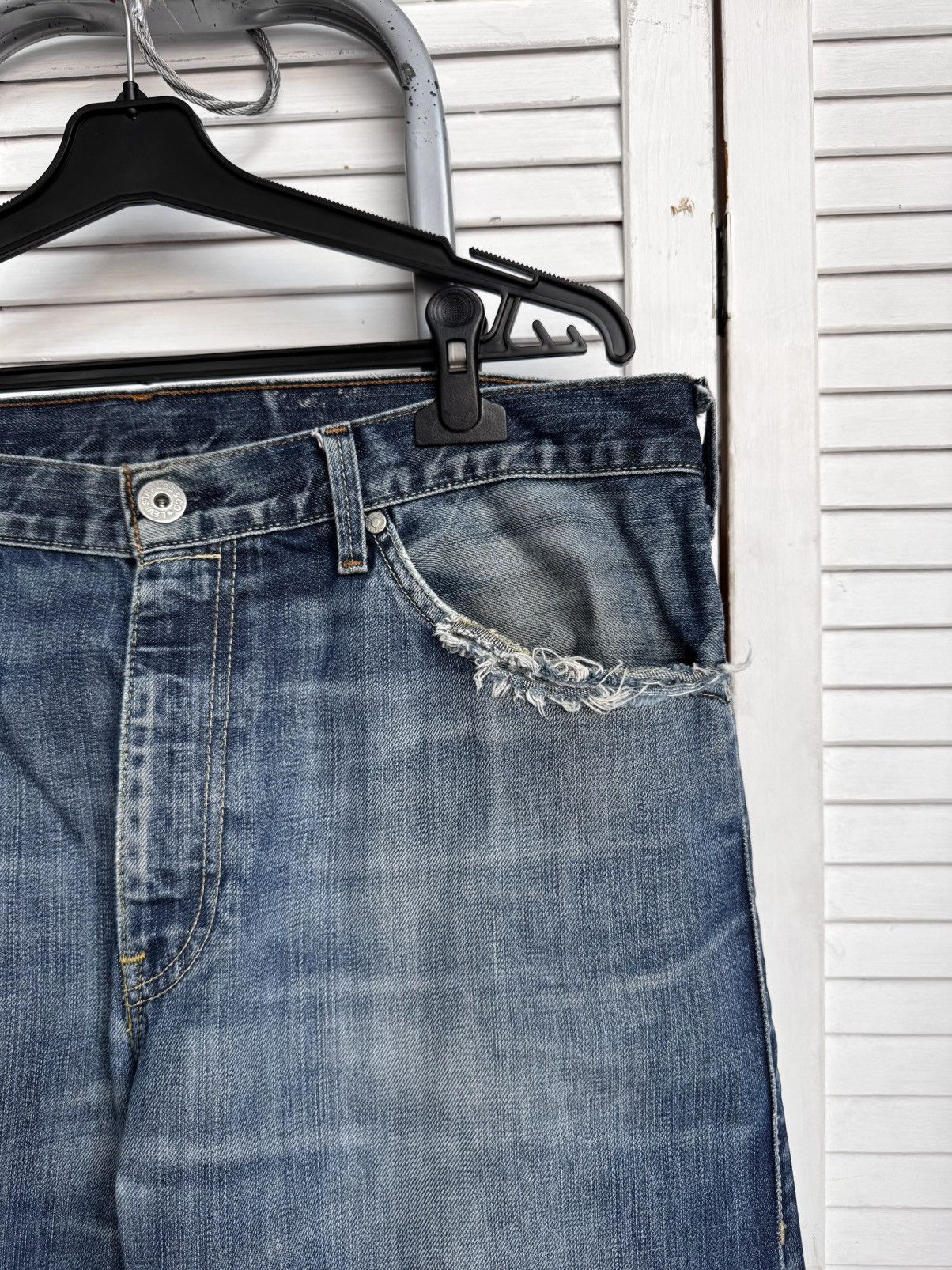 Levi's Vintage Levi’s Western Cowboy Jeans Blue Distressed Denim Size US 36 / EU 52 - 6 Thumbnail