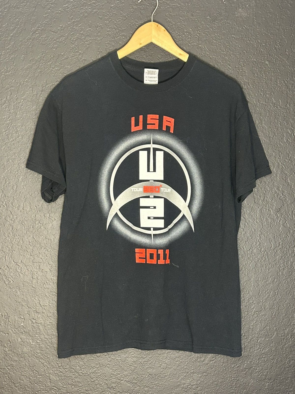 Band Tees 2011 U2 360 Tour T Shirt Size US M / EU 48-50 / 2 - 1 Thumbnail