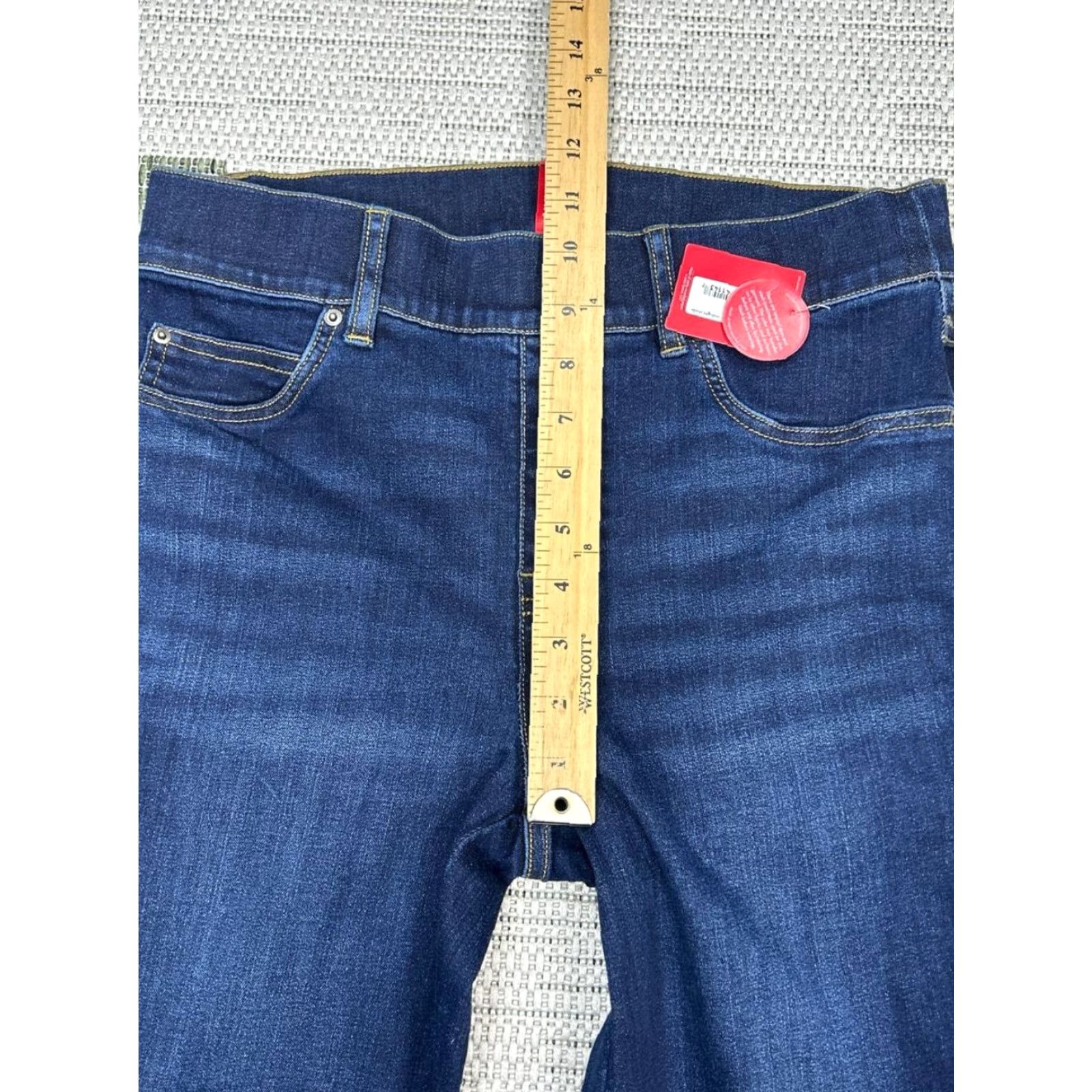 Spanx Spanx Jeans Womens 30x32 Medium Blue Denim Cotton Stretch Flared Mid Rise 30 32 Regular Color: Blue Brand: Spanx Theme: Classic Modern Womens Jeans Size 30" / US 8 / IT 44 - 5 Thumbnail