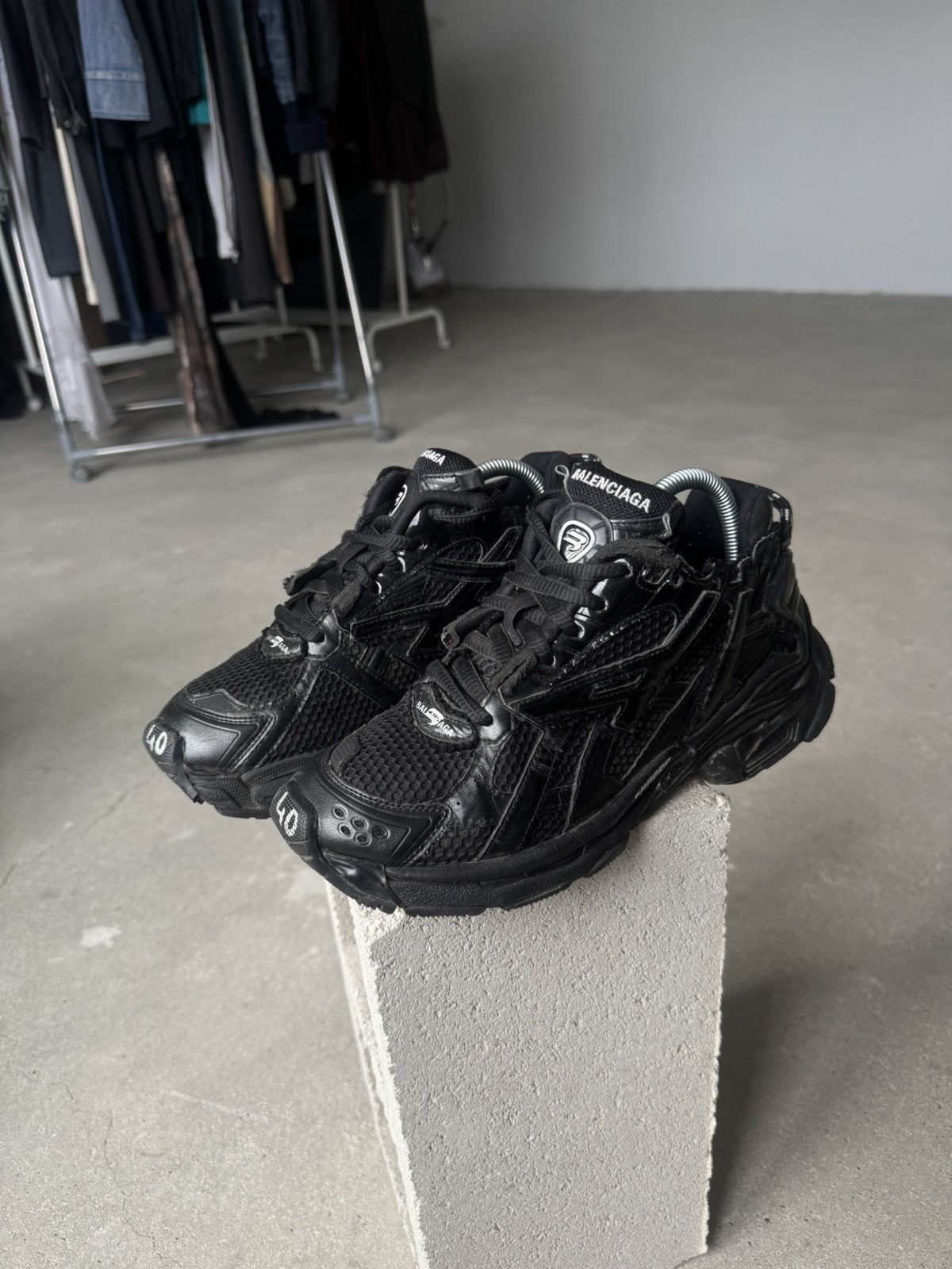 Balenciaga Balenciaga Runner Triple Black Made In Italy Size US 7 / EU 40 - 6 Thumbnail