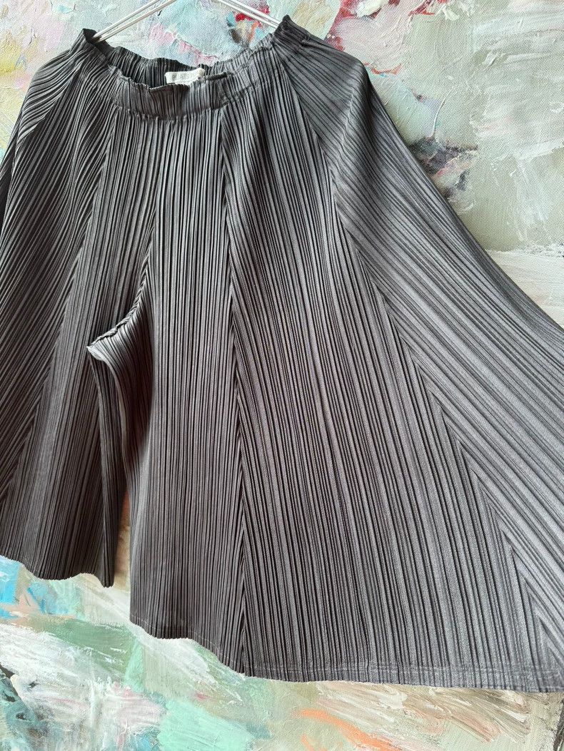 Issey Miyake Issey Miyake Pleated grey shorts Size 31" - 4 Thumbnail