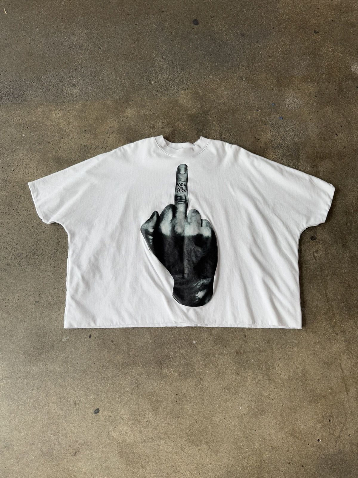 Billionaire Studios BILLIONAIRE STUDIOS BORN FLIPPED BIRD TEE Size US XXL / EU 58 / 5 - 1 Thumbnail