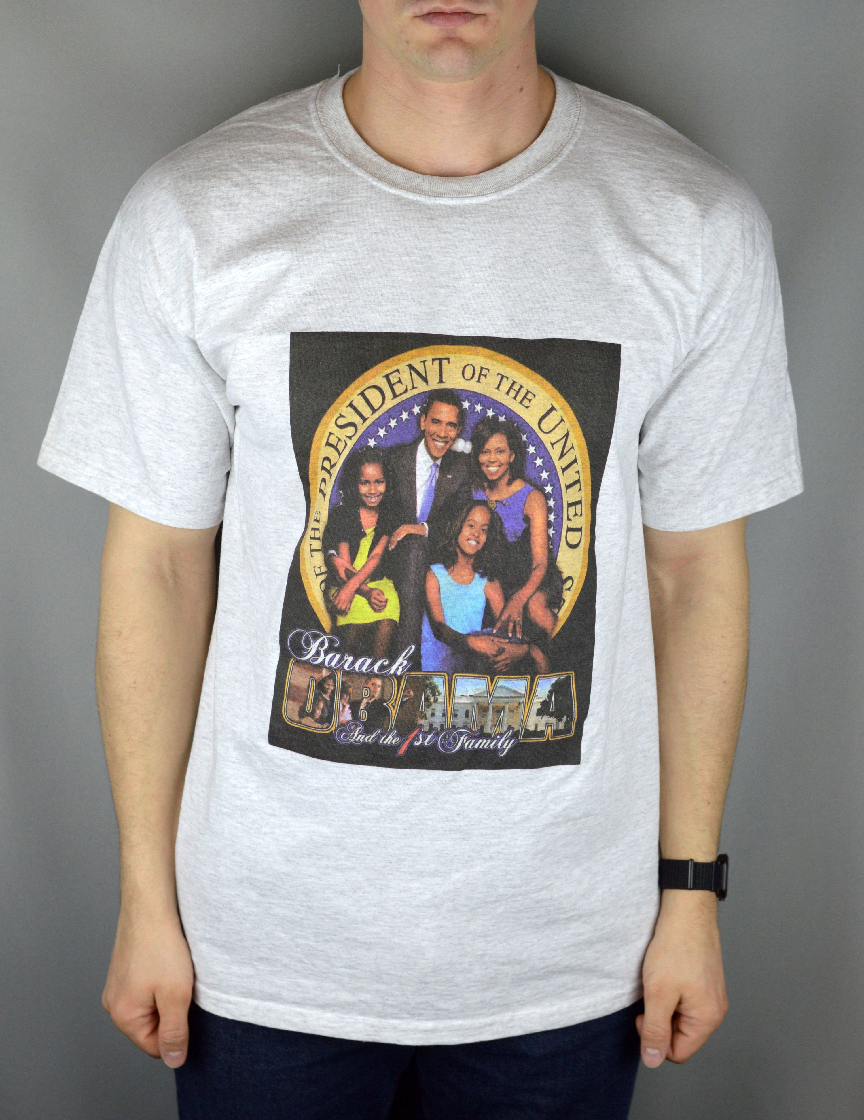 Vintage Vintage Barack Obama and the First Family t shirt Size US XL / EU 56 / 4 - 1 Thumbnail
