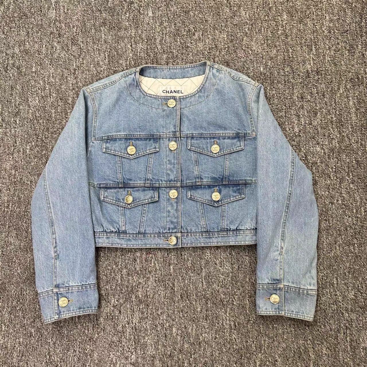 Chanel Chanel Blue Quilted Denim Short Jacket K12 Size XS / US 0-2 / IT 36-38 - 1 Thumbnail