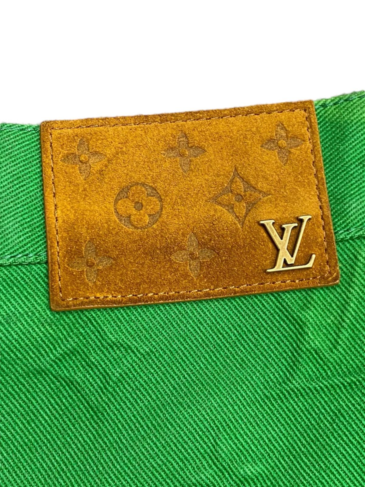 Louis Vuitton LOUIS VUITTON 34 Carpenter Embossed Monogram Denim Jeans Size US 34 / EU 50 - 7 Thumbnail