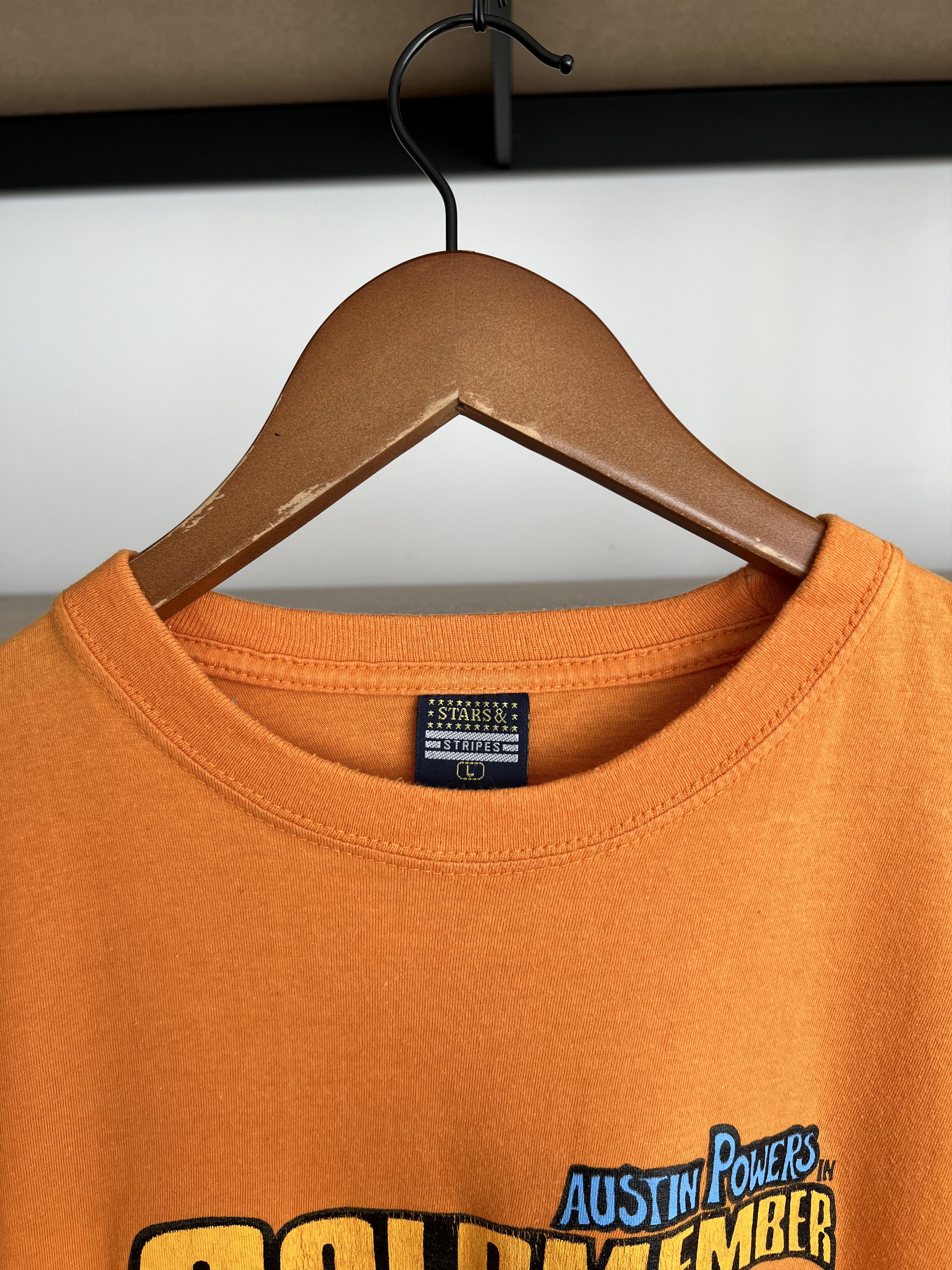 Vintage Vintage 2002 Austin Powers Colomember Movie Orange T-shirt Size US L / EU 52-54 / 3 - 8 Thumbnail