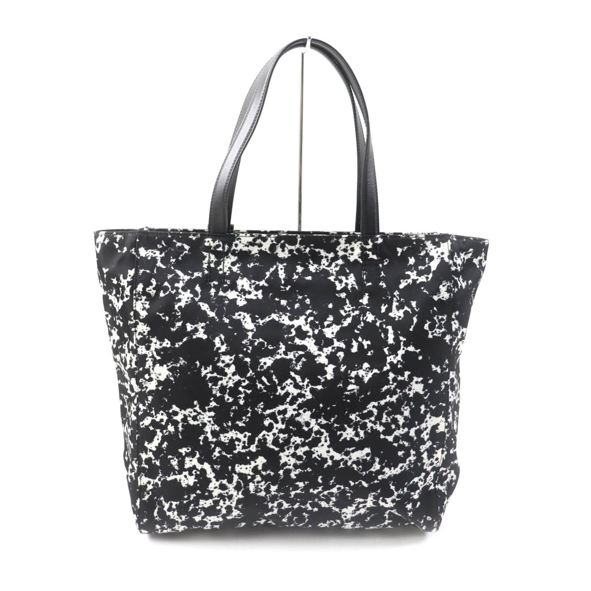 Bally BALLY WOLFSON TOTE, a large leather tote bag with logo hardware and all-over print. Available in black white. Includes dust bag. Made Italy. Size ONE SIZE - 1 Thumbnail