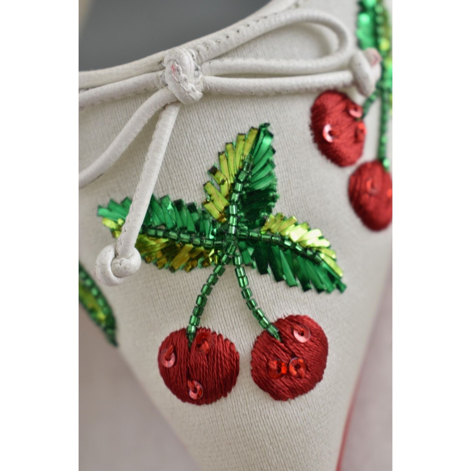 Christian Louboutin Christian Louboutin Cherrypump Latte White Organza Red 39.5 Size US 9.5 / IT 39.5 - 15 Thumbnail