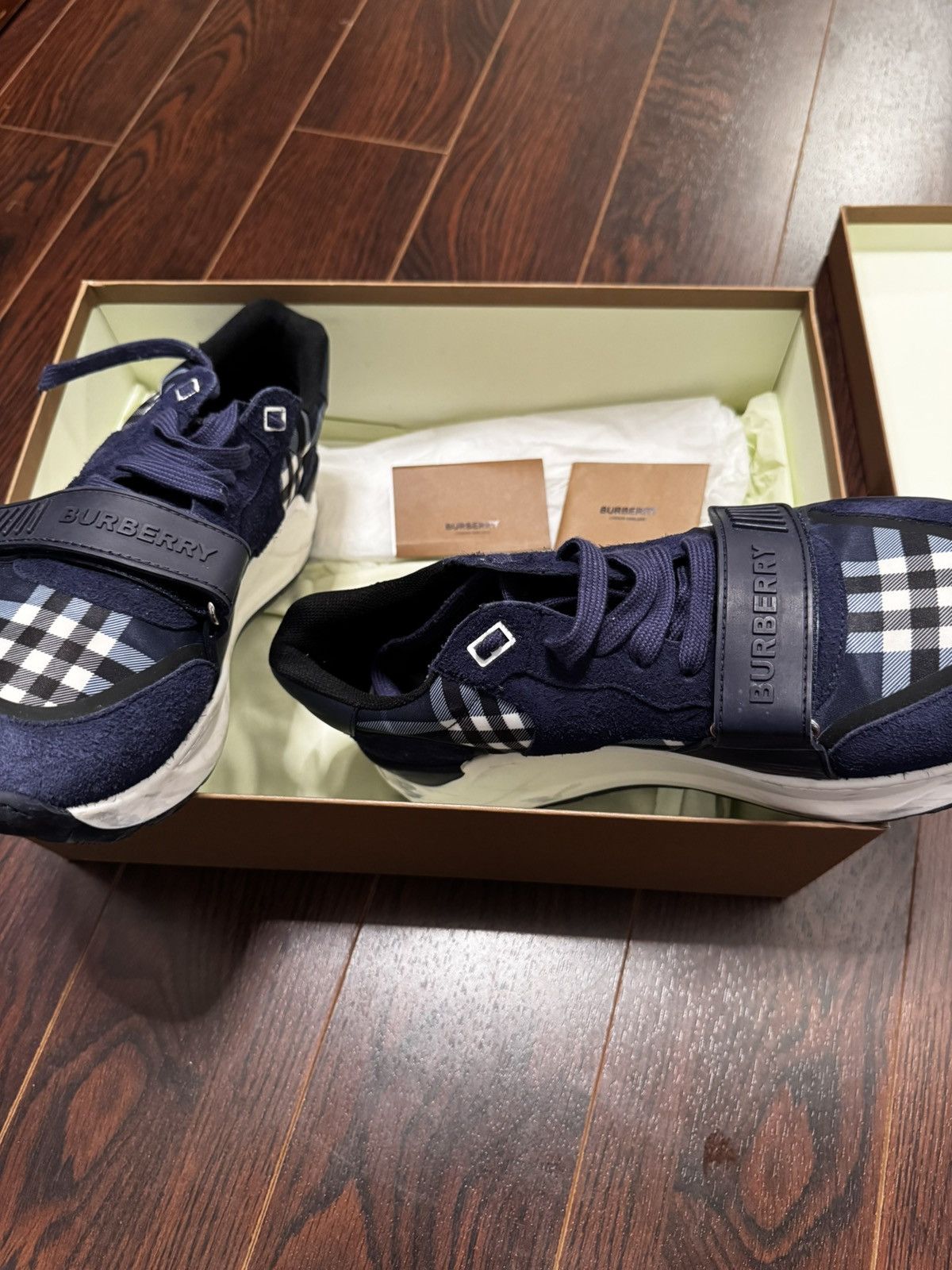 Burberry Burberry ramsey Size US 11 / EU 44 - 1 Thumbnail