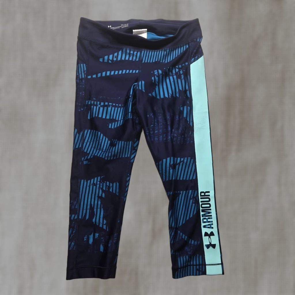 Under Armour Under Armour Leggings Cropped Yoga Pants Size Medium Multicolor Compression Womens Size 32" / US 10 / IT 46 - 1 Thumbnail