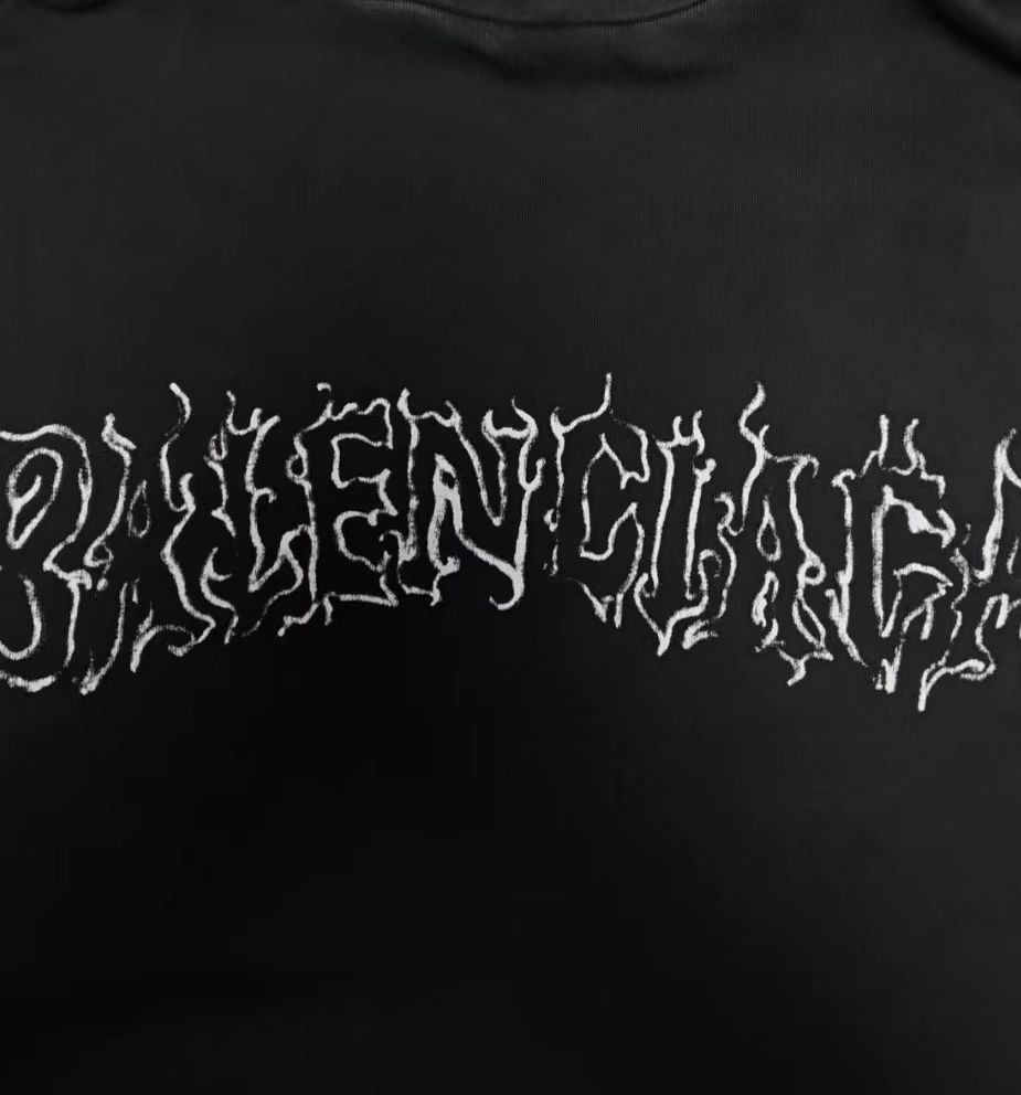 Balenciaga Balenciaga 24fw Dragon Pattern Flame Metal Hoo2412-Nextarrow Size US M / EU 48-50 / 2 - 3 Thumbnail